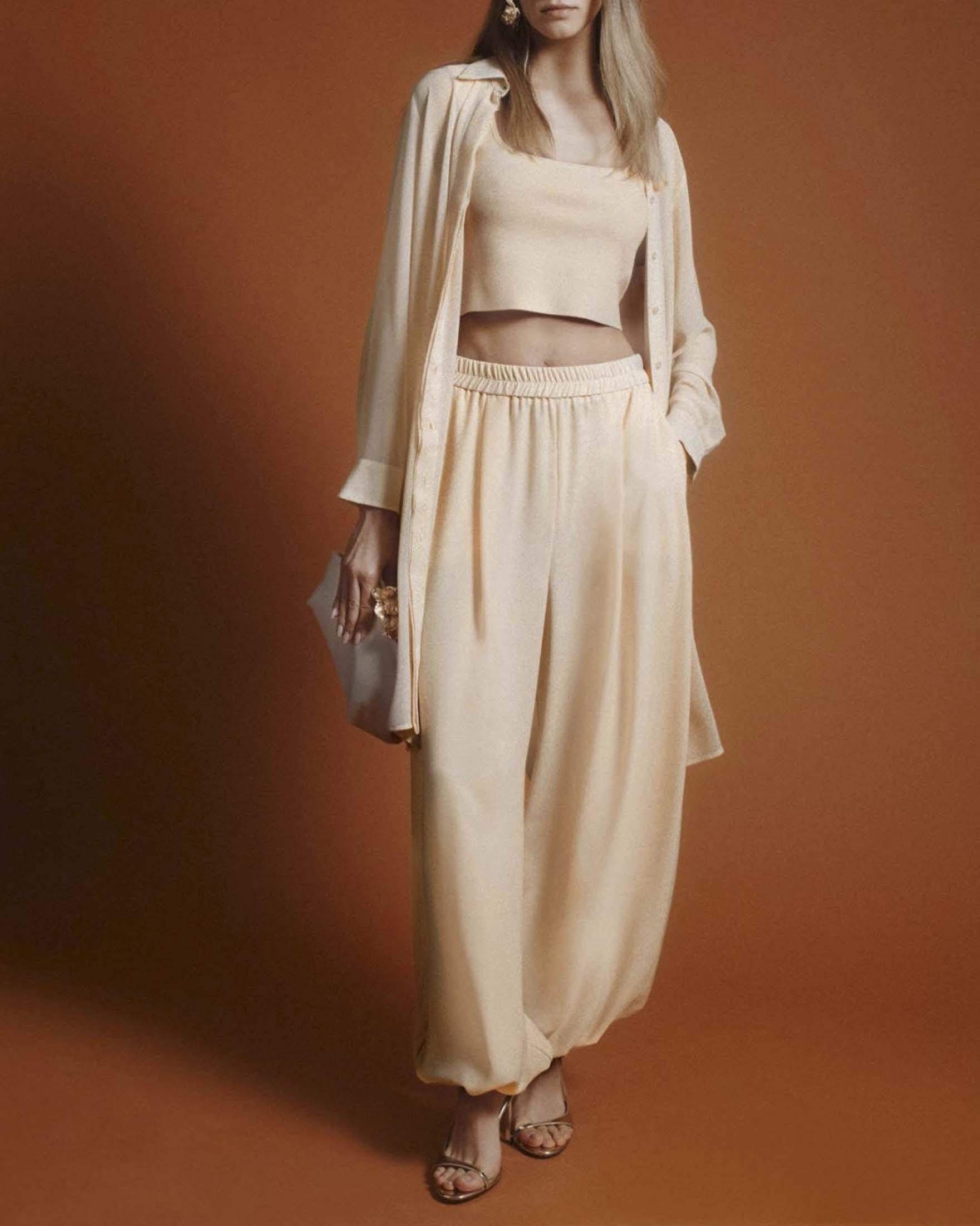 Crop top aderente Marella 365 color cipria in maglia di misto viscosa con scollo squadrato image