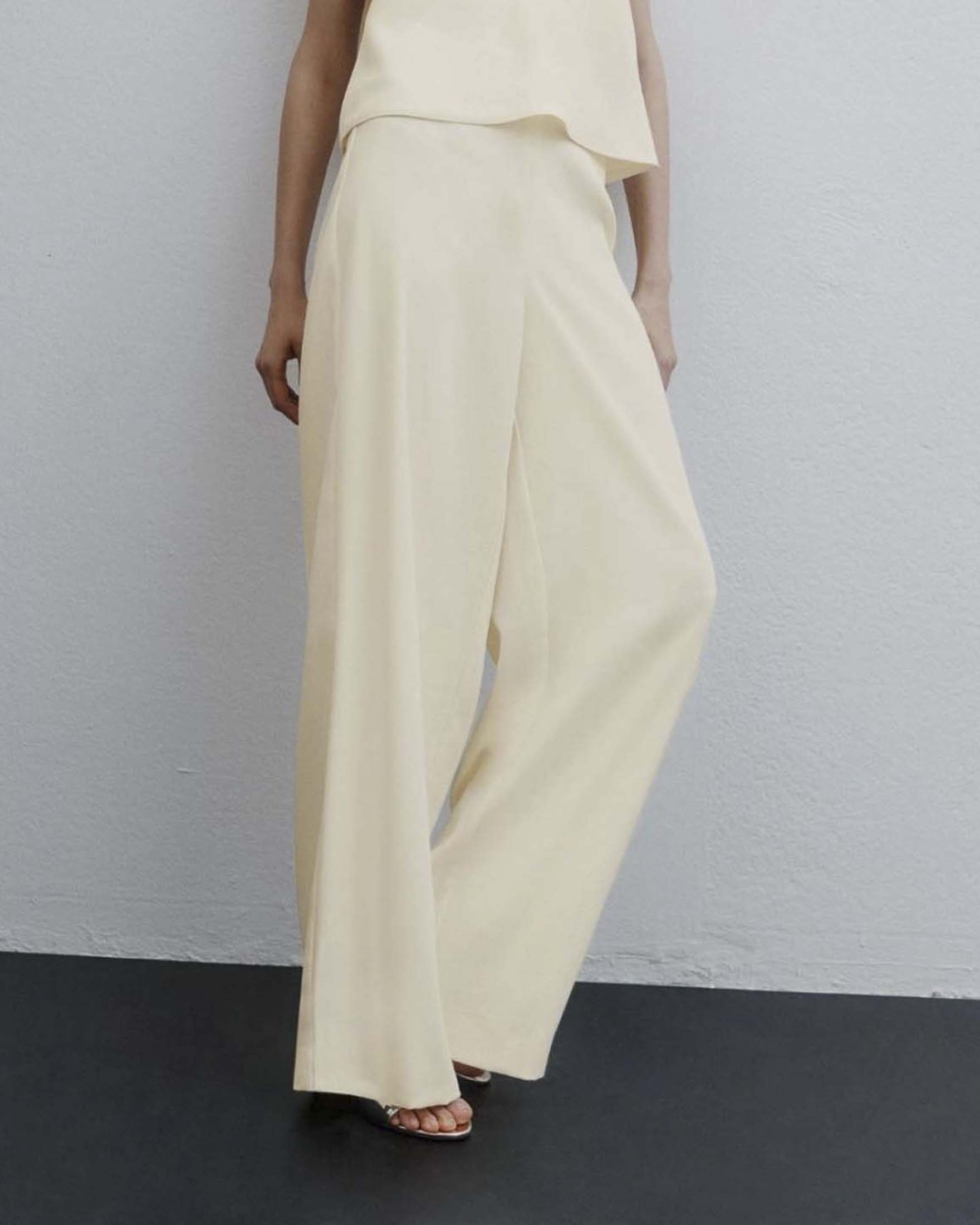 Pantalone a palazzo Marella 365 bianco in crêpe envers satin con chiusura laterale con zip image