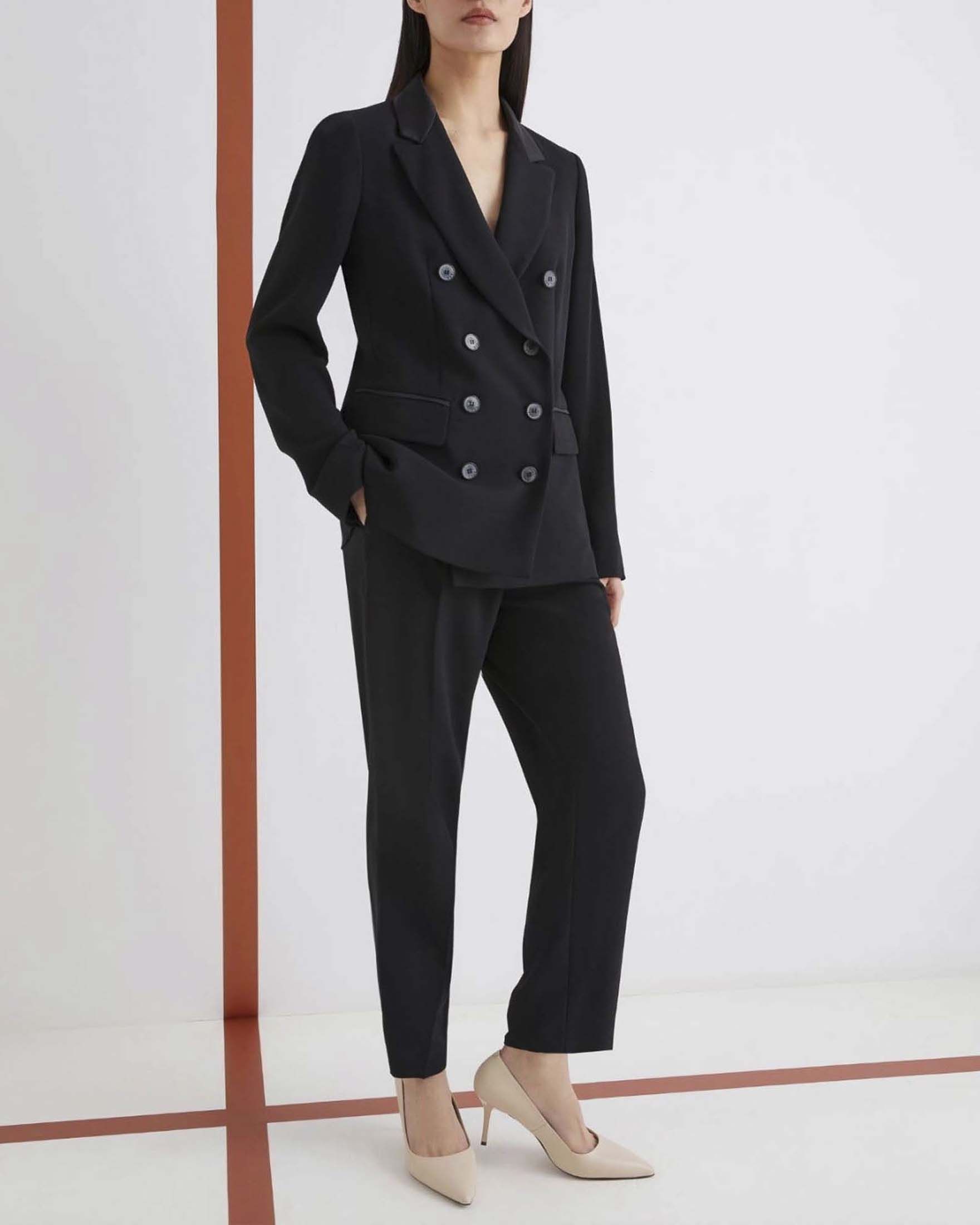 Pantalone Chino Marella 365 nero in crêpe con dettagli satin e chiusura a gancio