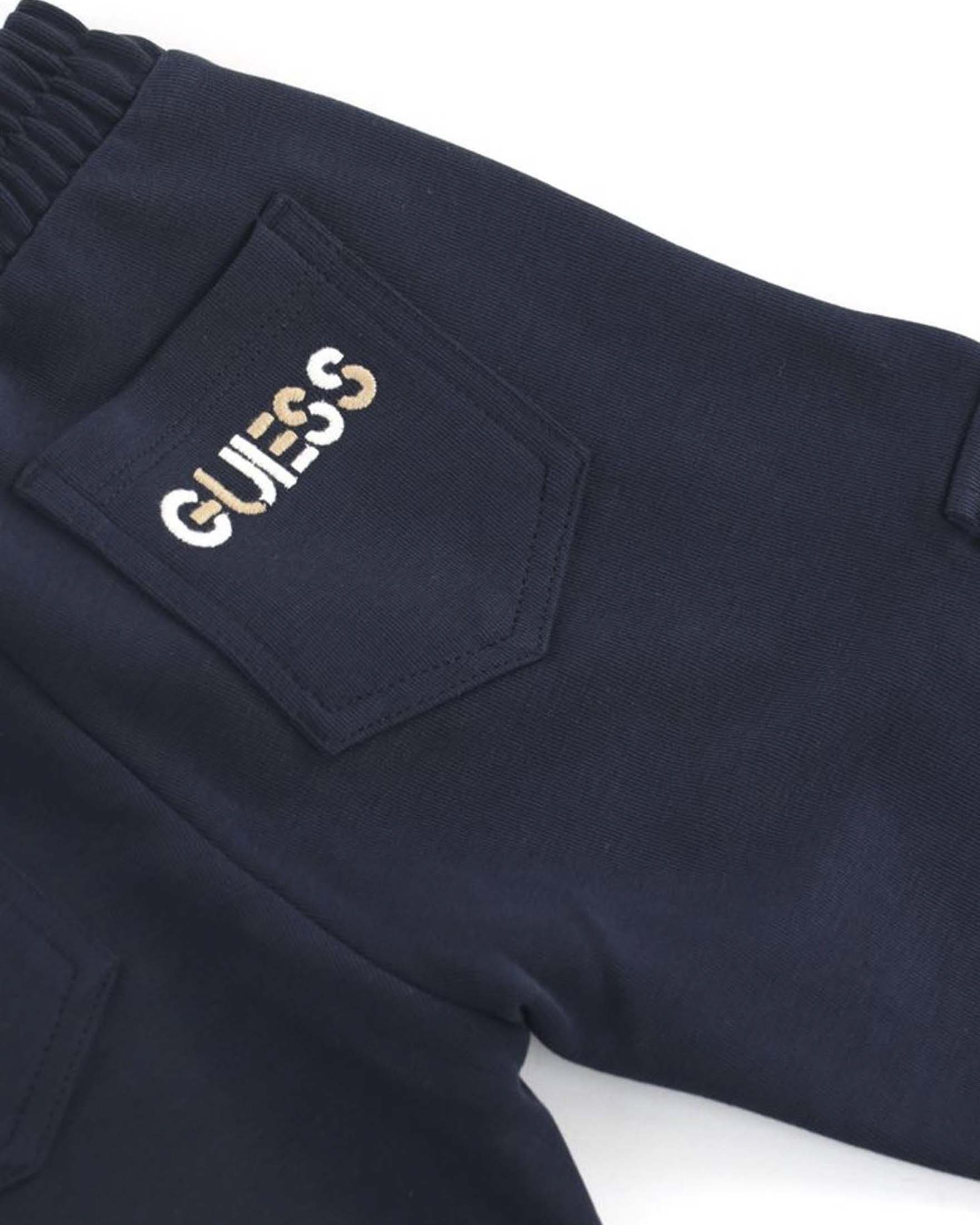 Pantaloni cargo Guess blu navy in cotone con logo ricamato image