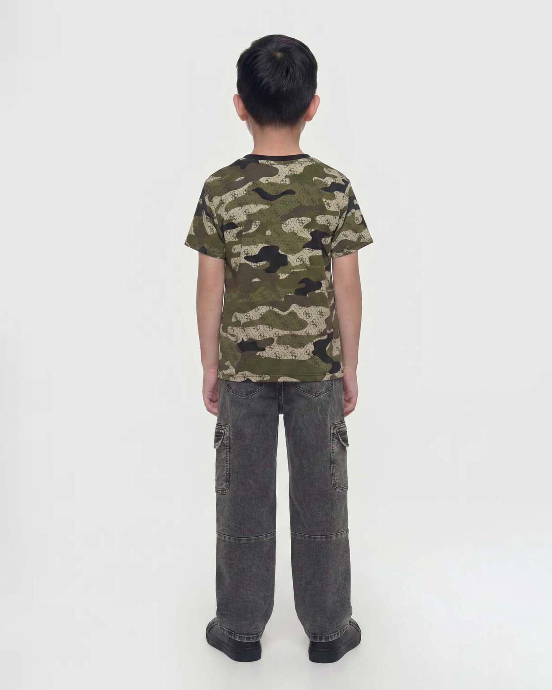 Jeans cargo Guess lavaggio scuro in misto cotone con vestibilità oversize image