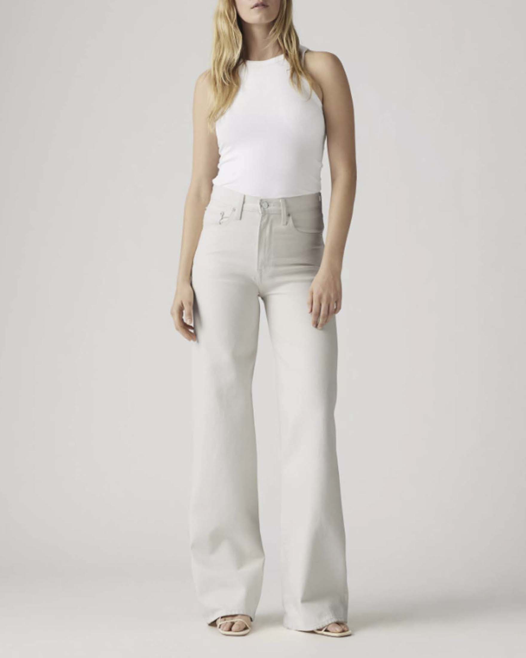 Jeans Ribcage Wide Leg Levi's color ghiaccio in misto lino e viscosa a vita alta