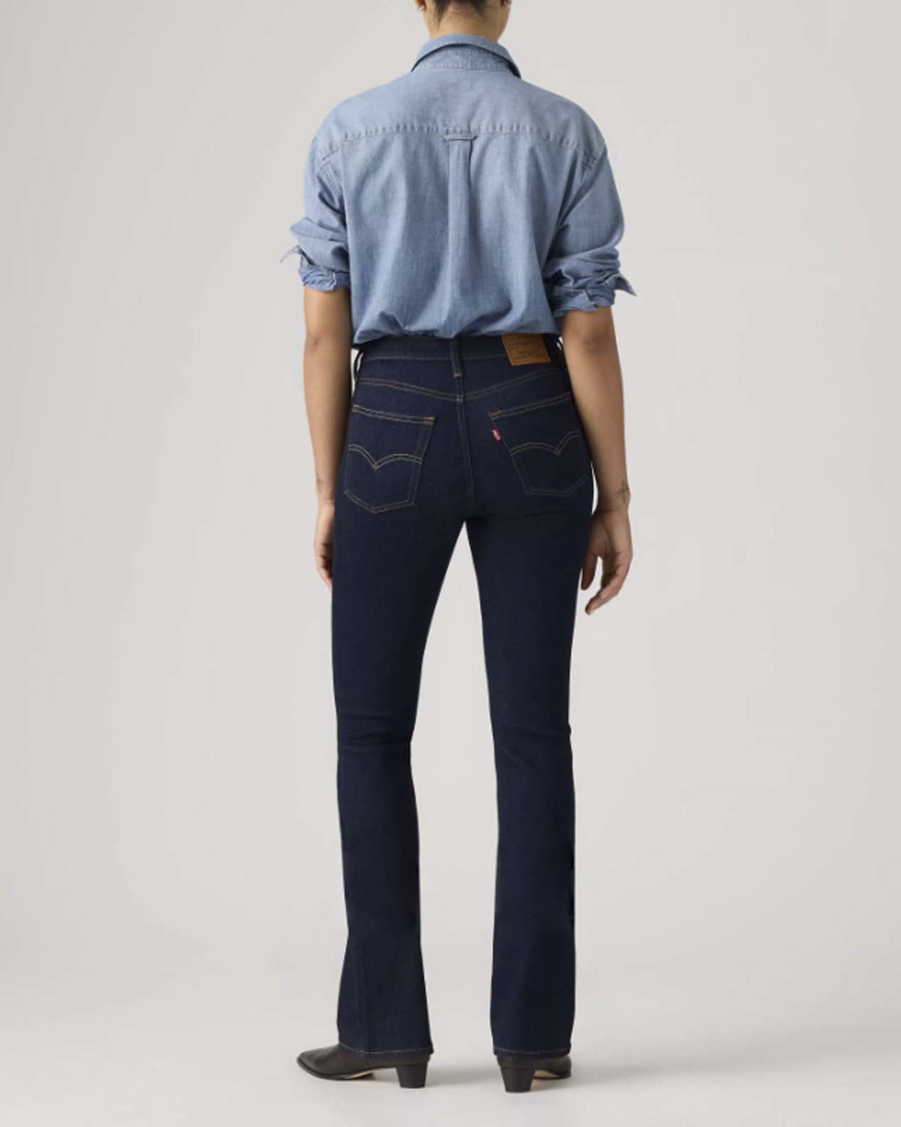 Jeans 725 High Rise Bootcut Levi's lavaggio scuro in denim stretch image