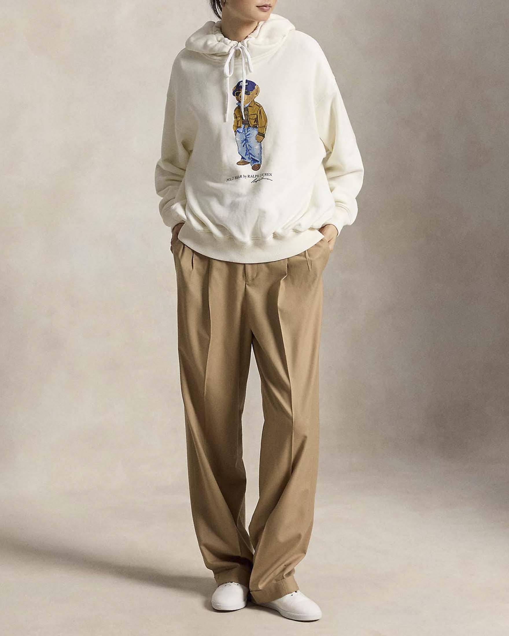 Felpa Polo Ralph Lauren bianca in cotone leggero con cappuccio e Plo Bear stampato image