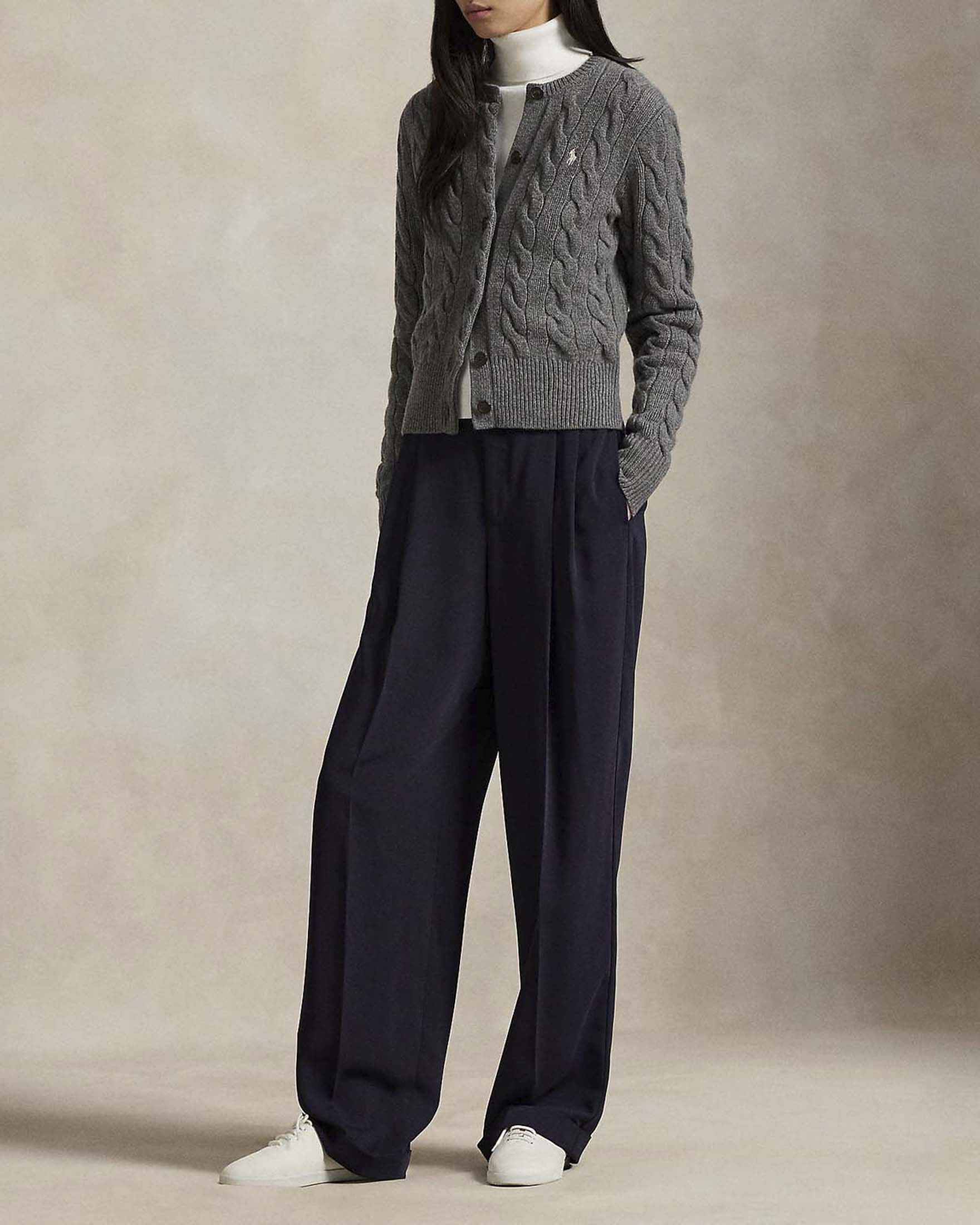 Cardigan slim Polo Ralph Lauren grigio in lana e cachemire a trecce con logo Pony ricamato image