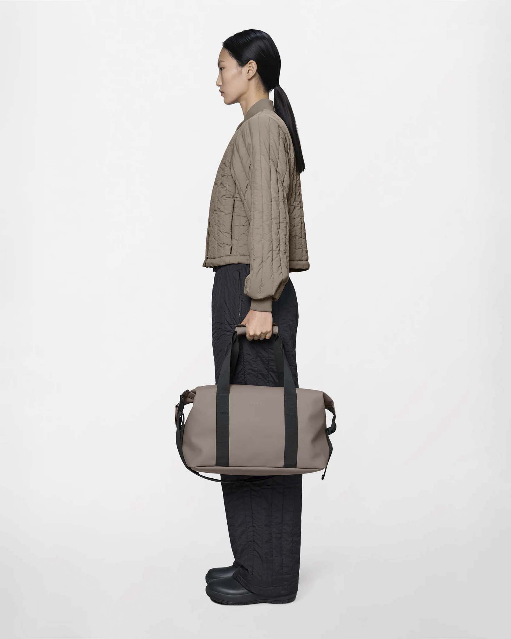 Hilo Weekend Bag Rains antracite in tessuto impermeabile con tracolla rimovibile image