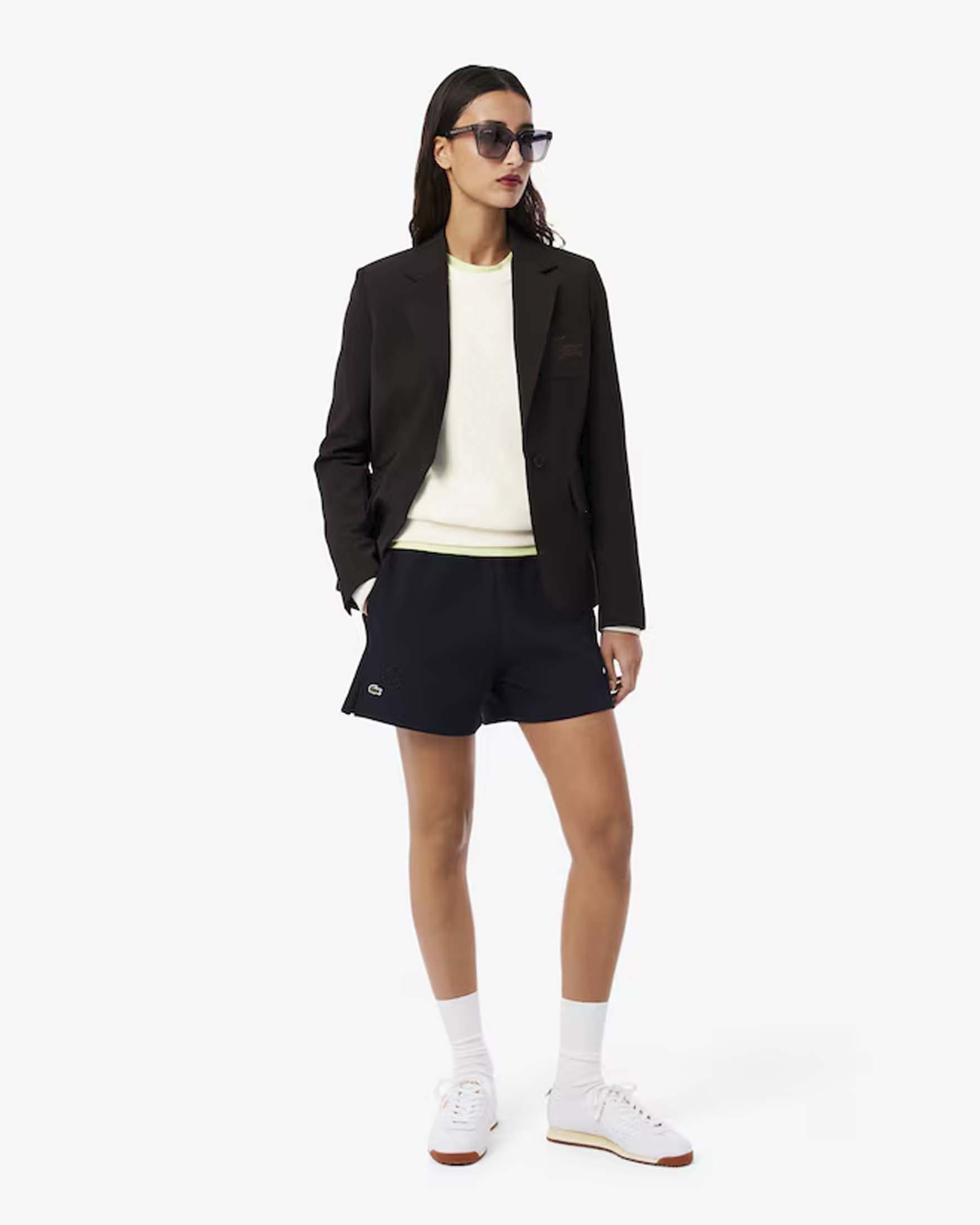 Maglione girocollo Lacoste color panna in misto cotone e lana con spalla scesa e coccodrillo ricamato image