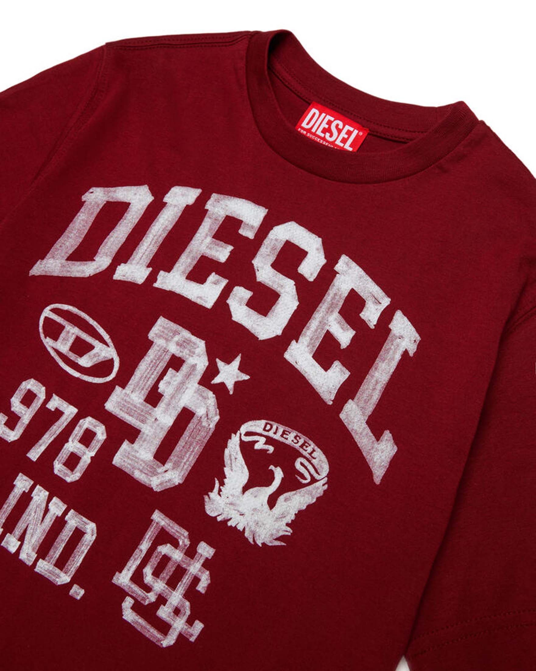 T-shirt bordeaux Diesel con stampe college bianche image