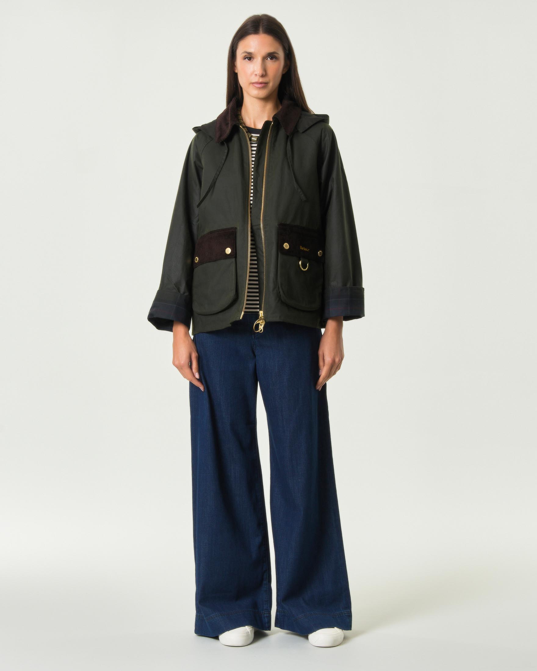 Giacca Carville Barbour verde oliva in cotone cerato con cappuccio removibile e colletto in velluto image