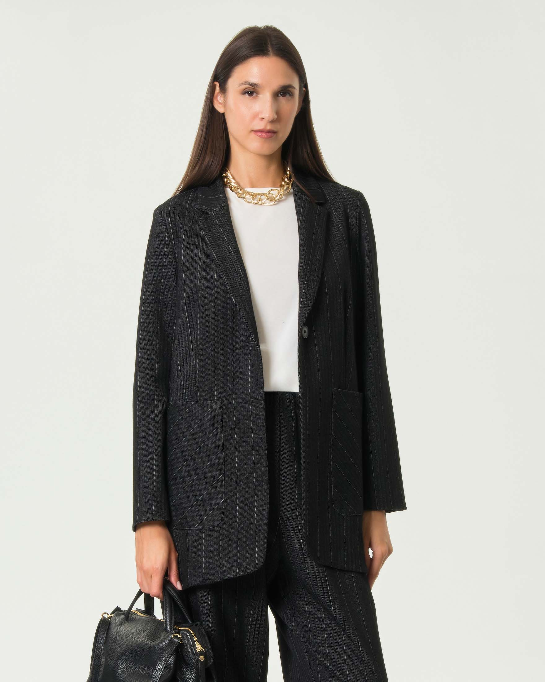 Blazer oversize Jurerê grigio scuro gessato in misto viscosa con tasche laterali a toppa