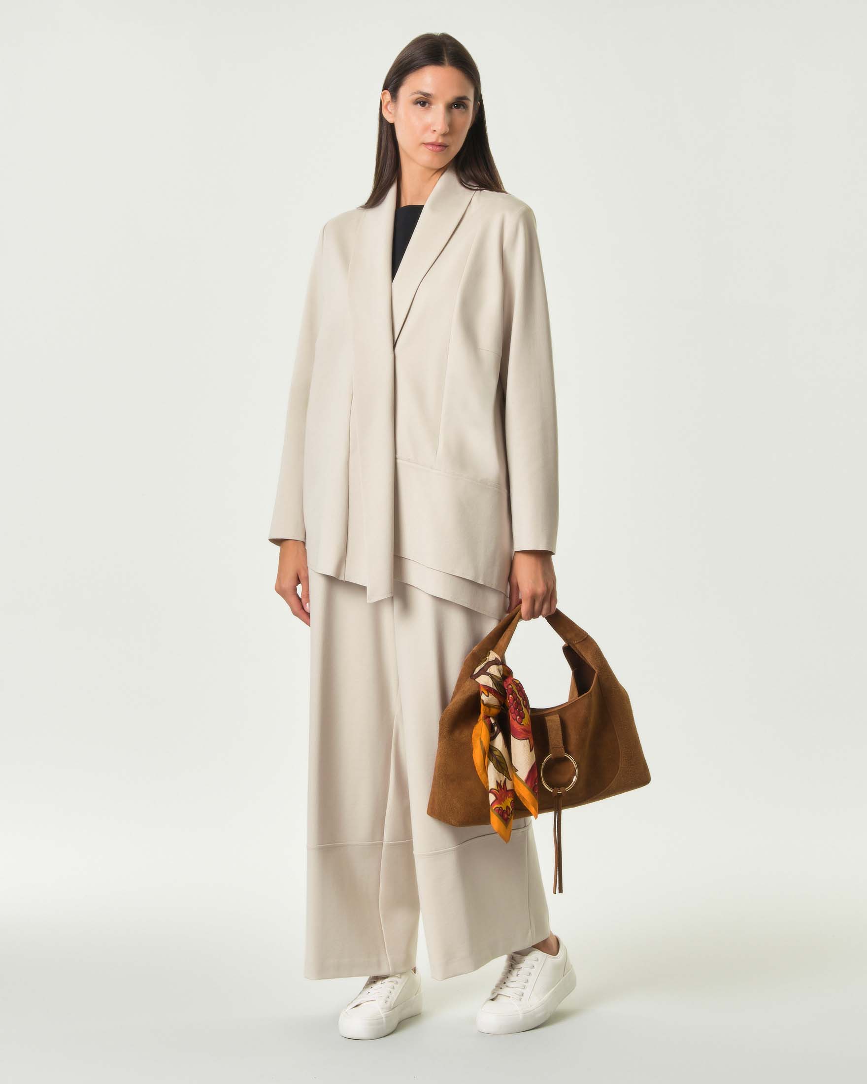 Pantaloni wide Jurerê avorio in punto Milano di viscosa stretch con tasche e vita elasticizzata