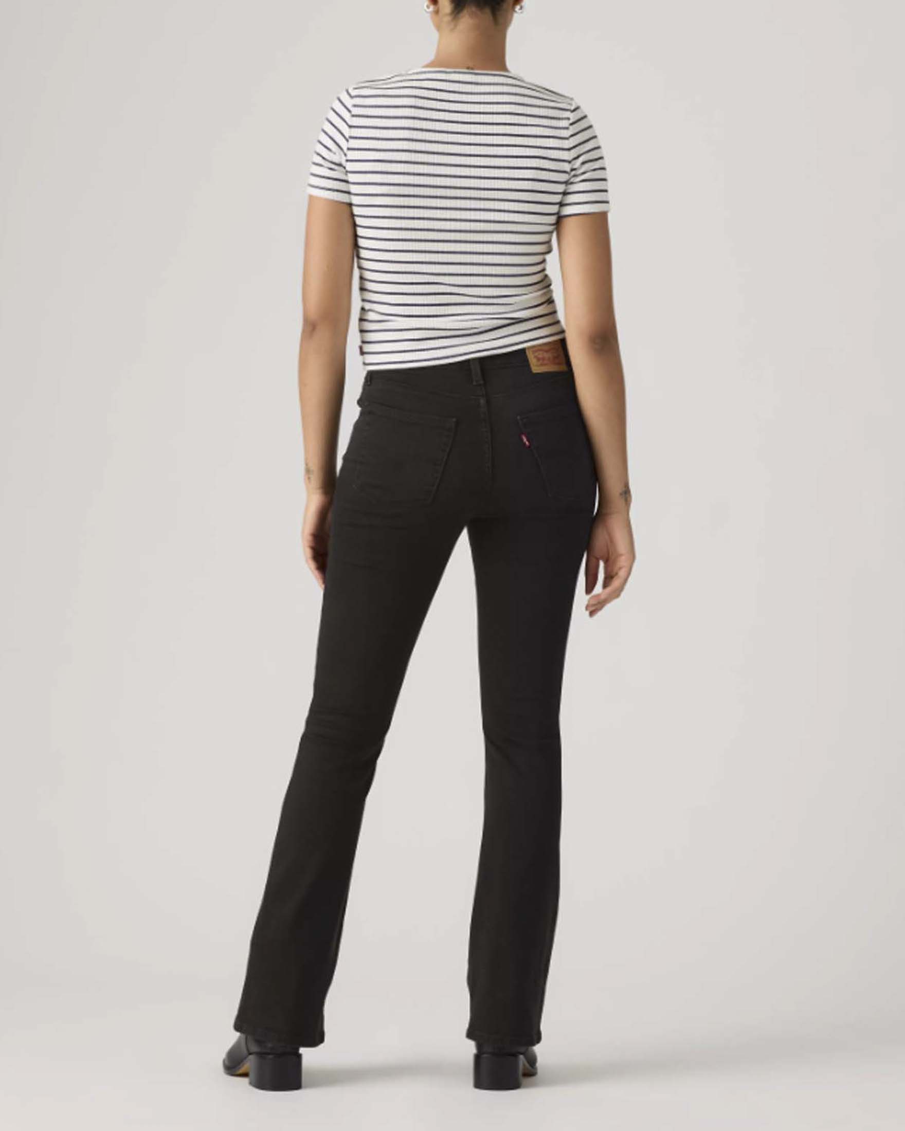 Jeans 725 High Rise Bootcut Levi's neri in denim stretch image