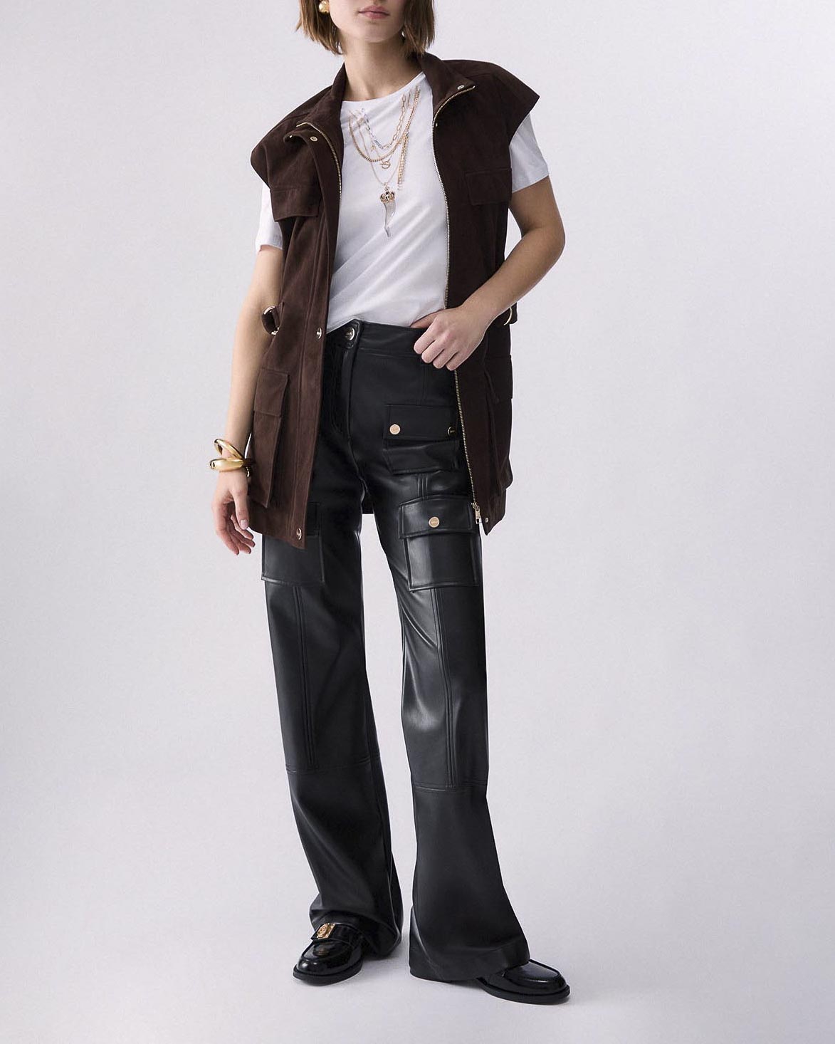 T-shirt girocollo Liu Jo bianca in puro cotone con stampa gioielli e pendenti metallici