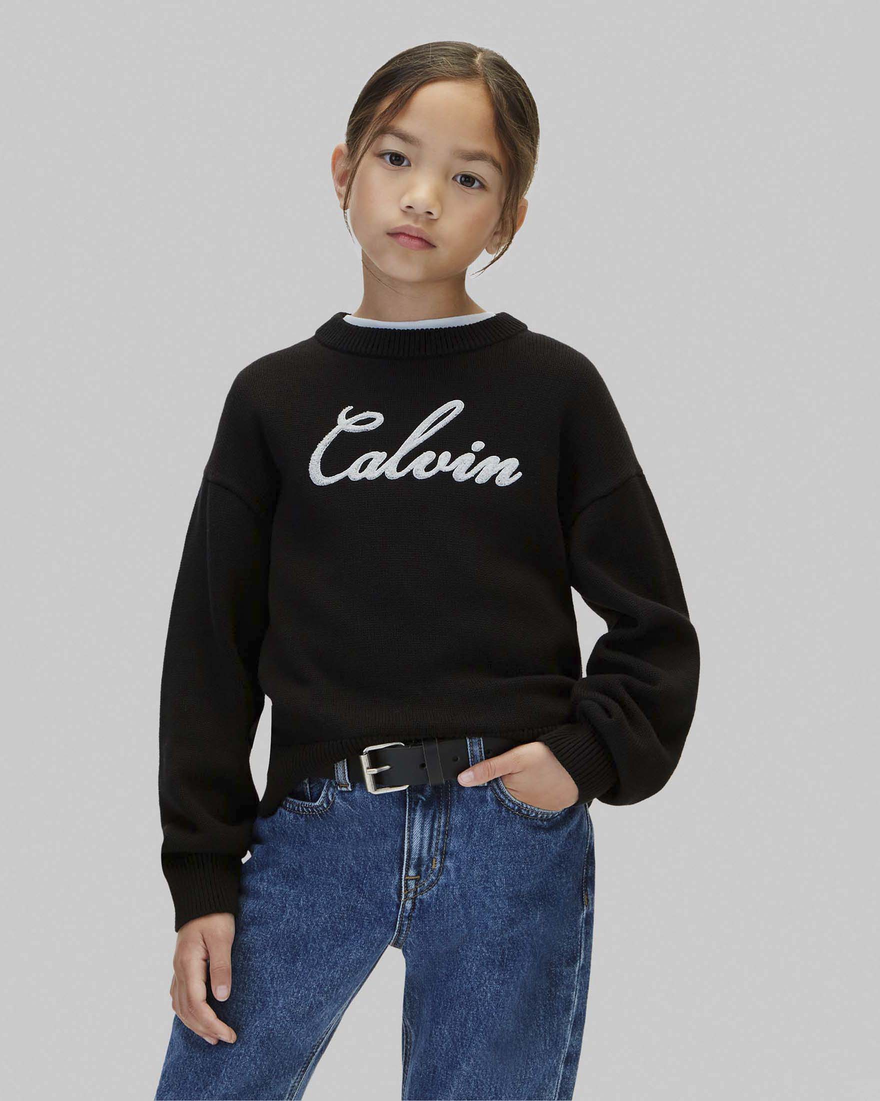 Maglione nero Calvin Klein in puro cotone con scritta logo bianca in corsivo