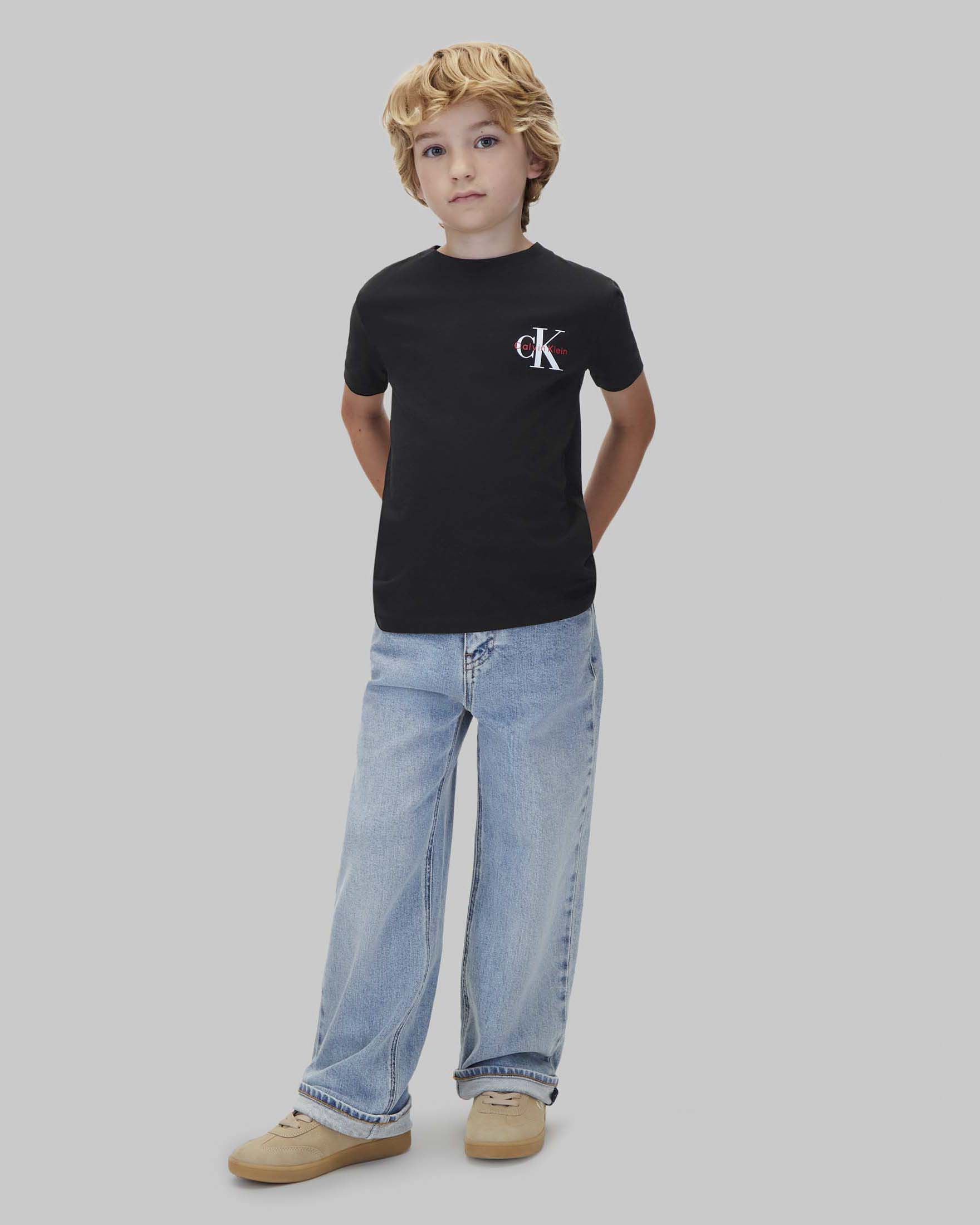 T-shirt Calvin Klein nera in cotone a maniche corte con logo monogram