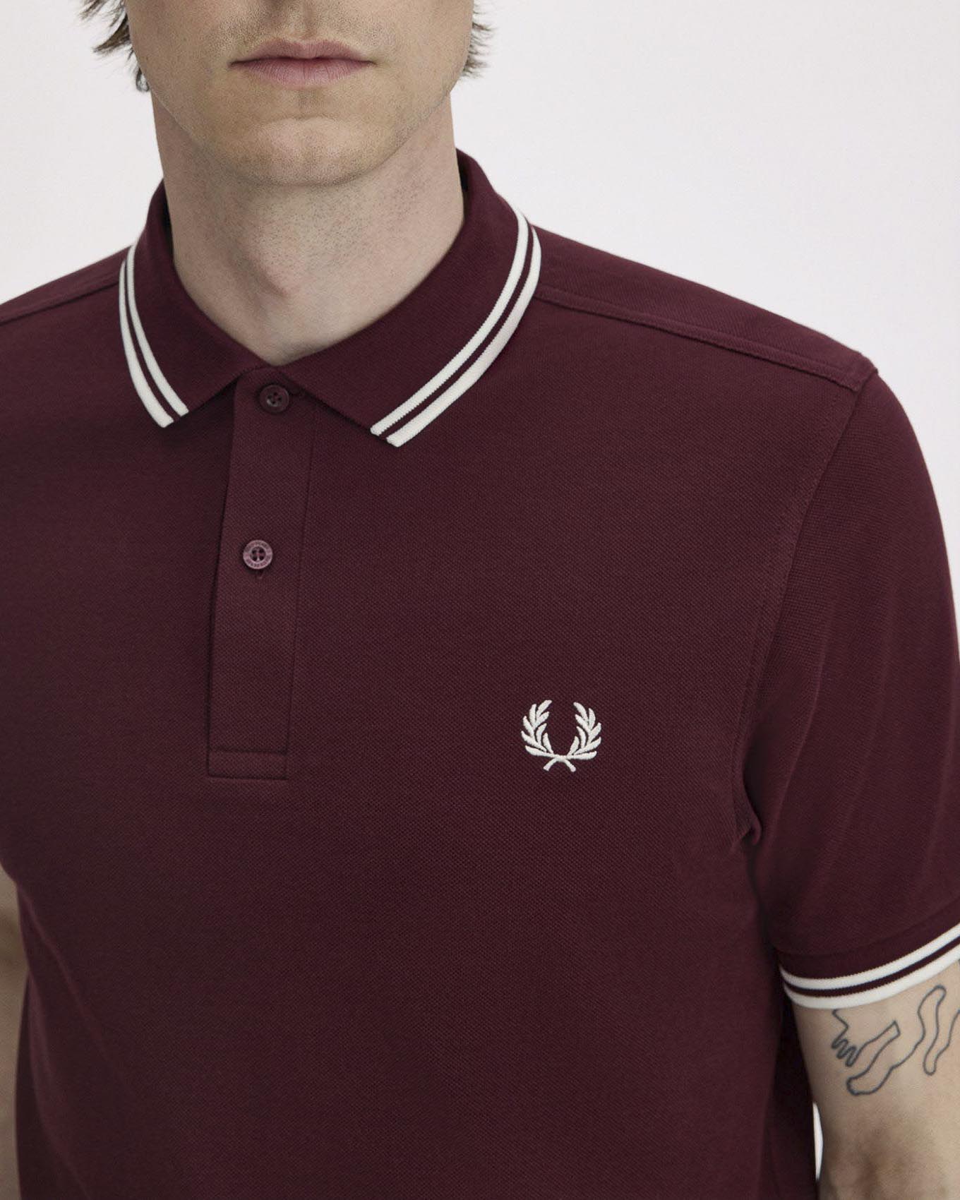 Polo bordeaux mezza manica Fred Perry con bordino bianco image