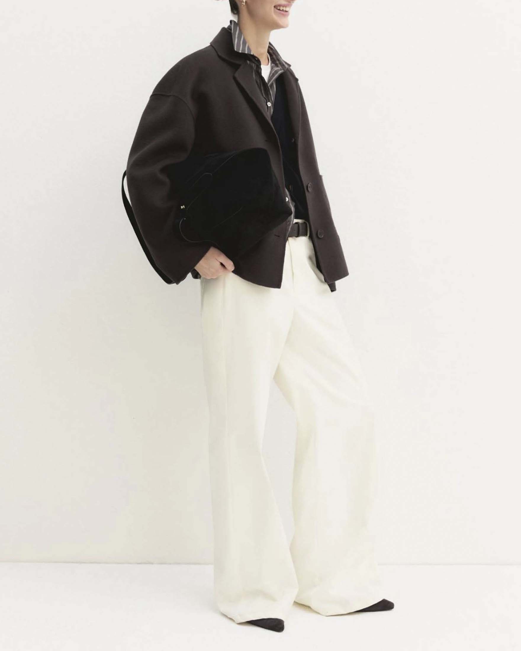 Giacca monopetto svasata Emme Marella marrone in double stretch con spalla scesa e tasche applicate image