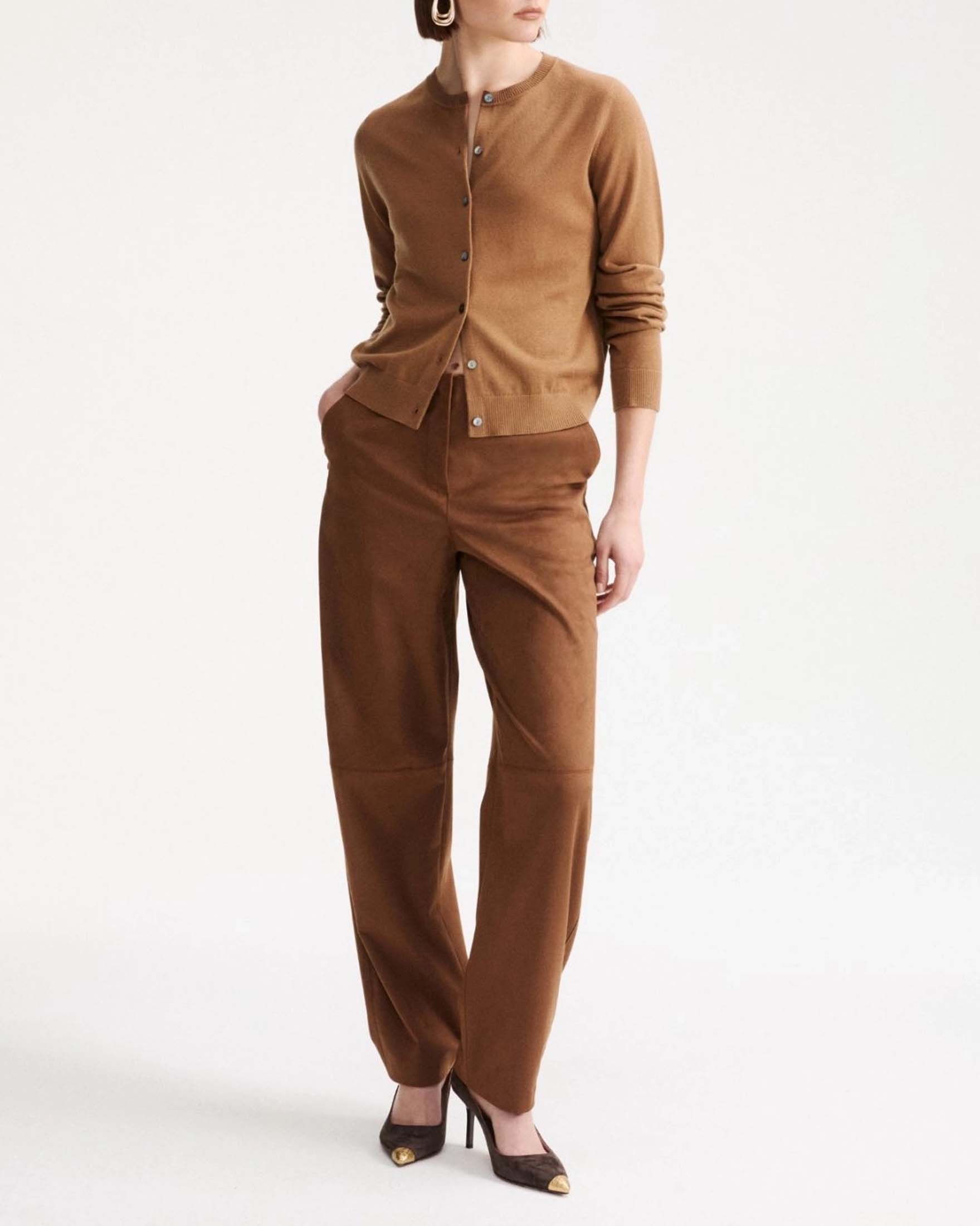 Pantaloni barrel Marella marroni in jersey stretch effetto suede con impunture sulla gamba e tasche image