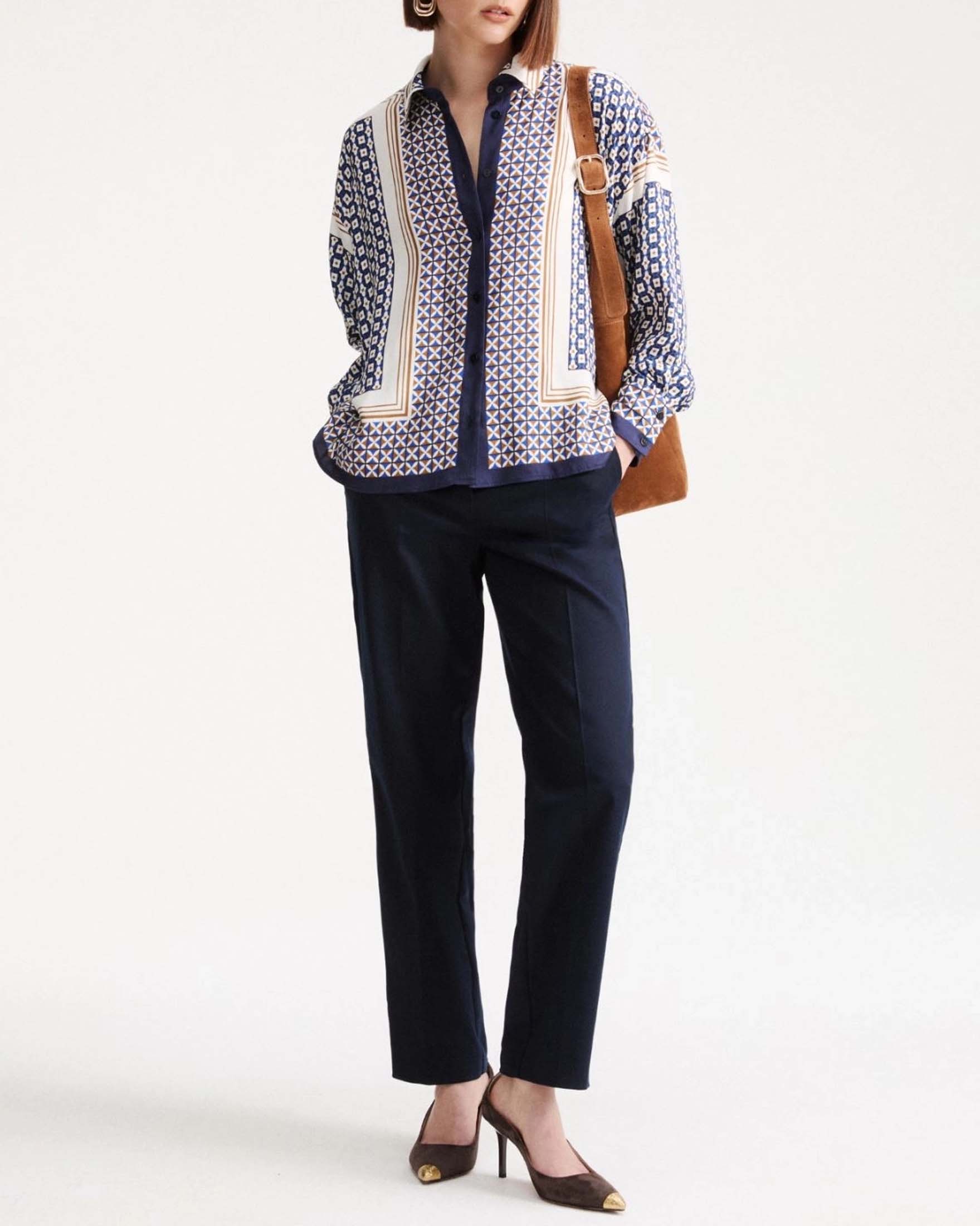 Camicia oversize Marella blu in twill di viscosa con stampa geometrica panna e cuoio