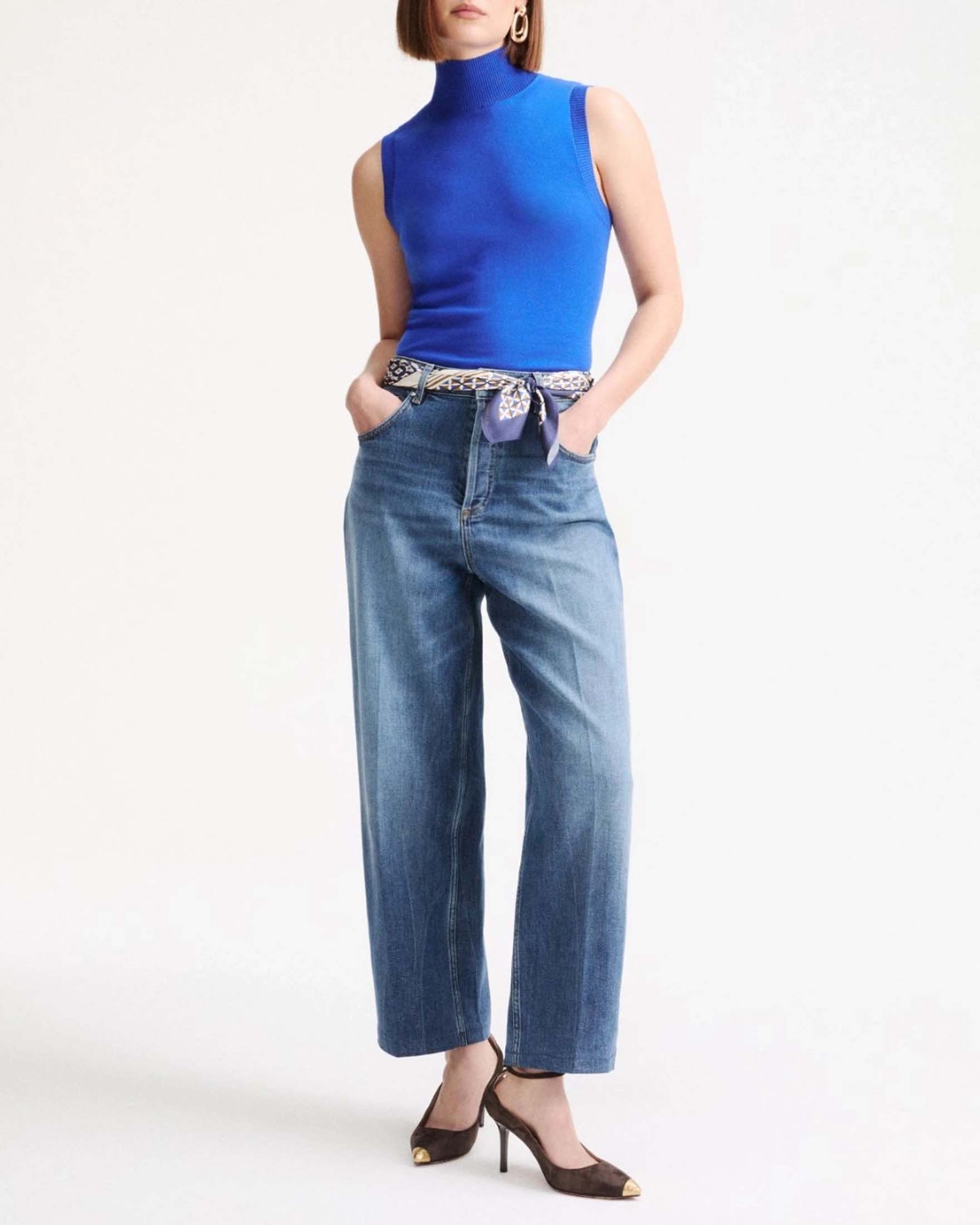 Top Marella blu China in lana merino extrafine con collo a lupetto e bordi a costine