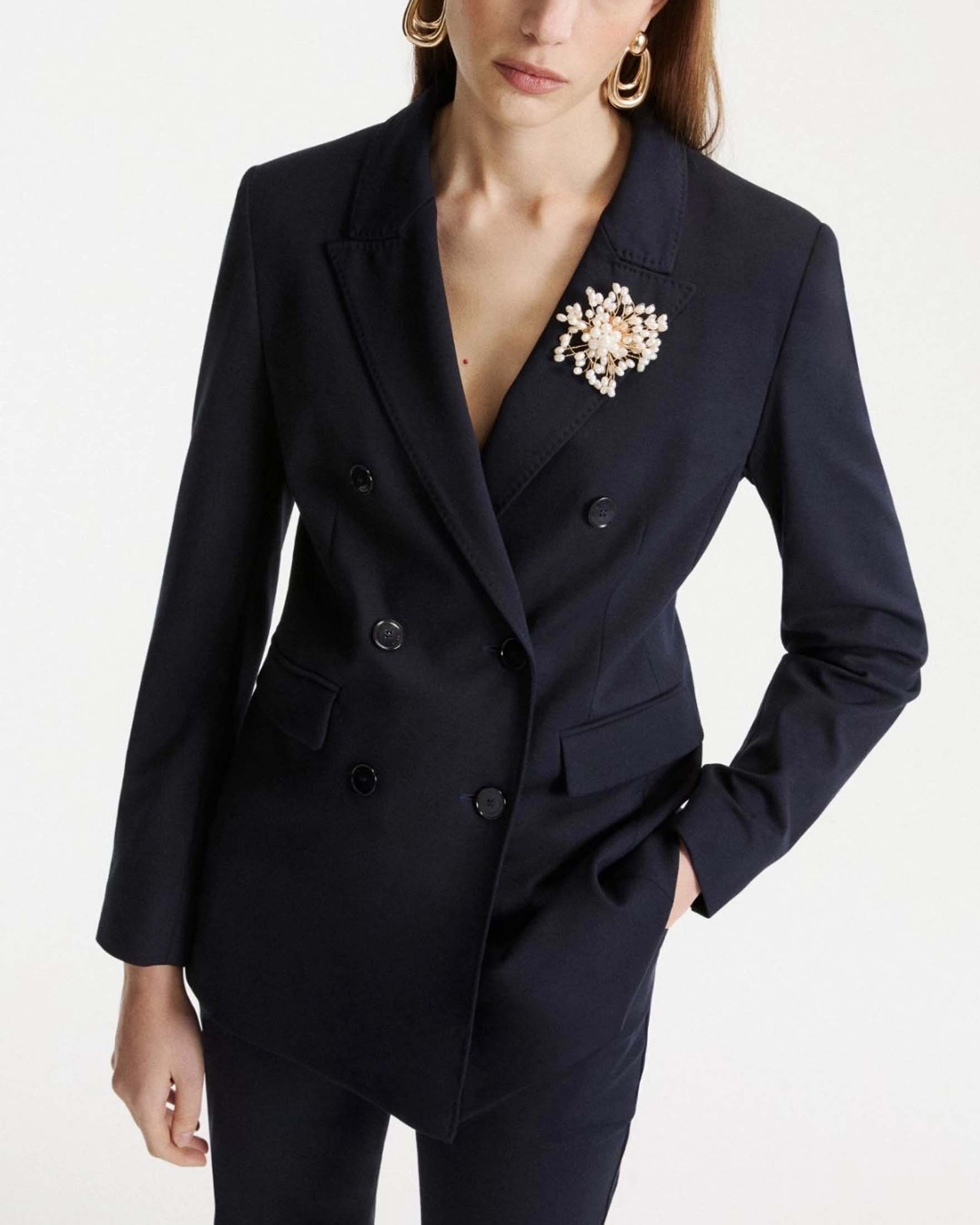 Blazer doppiopetto Marella Sport blu sfiancato in jersey punto Milano stretch con spilla gioiello