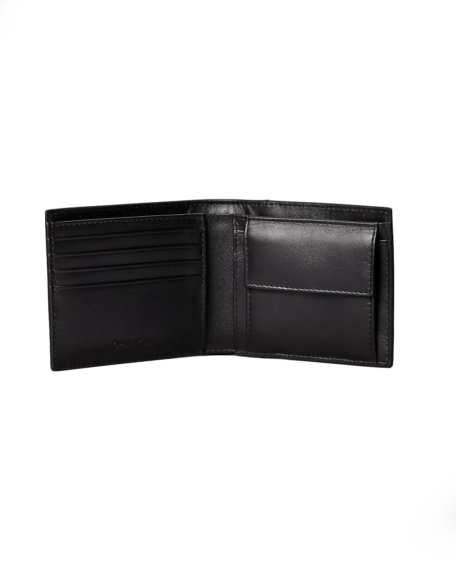 Portafoglio Calvin Klein nero in pelle liscia con portamonete image