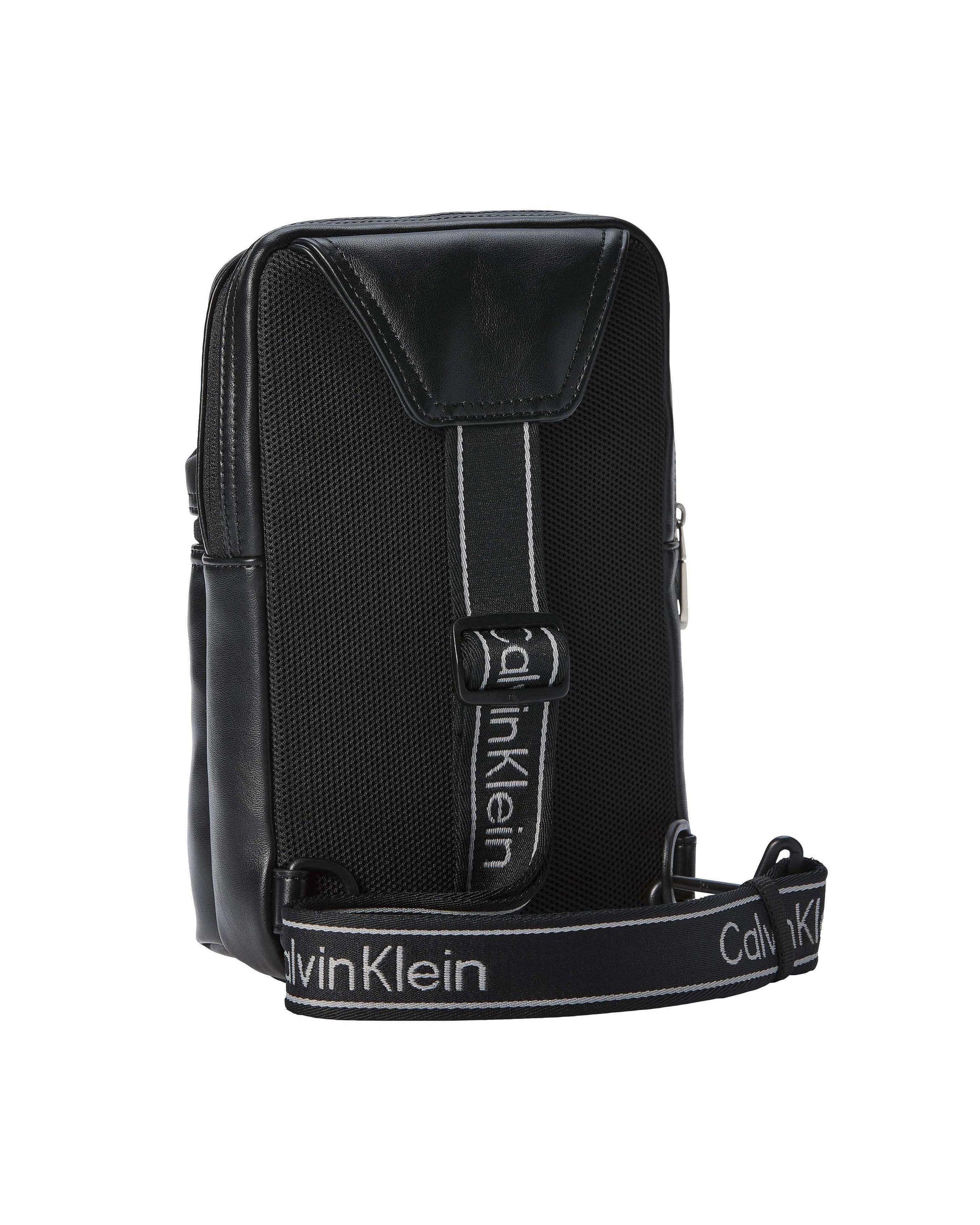 Borsello a tracolla Calvin Klein nero in similpelle con logo image