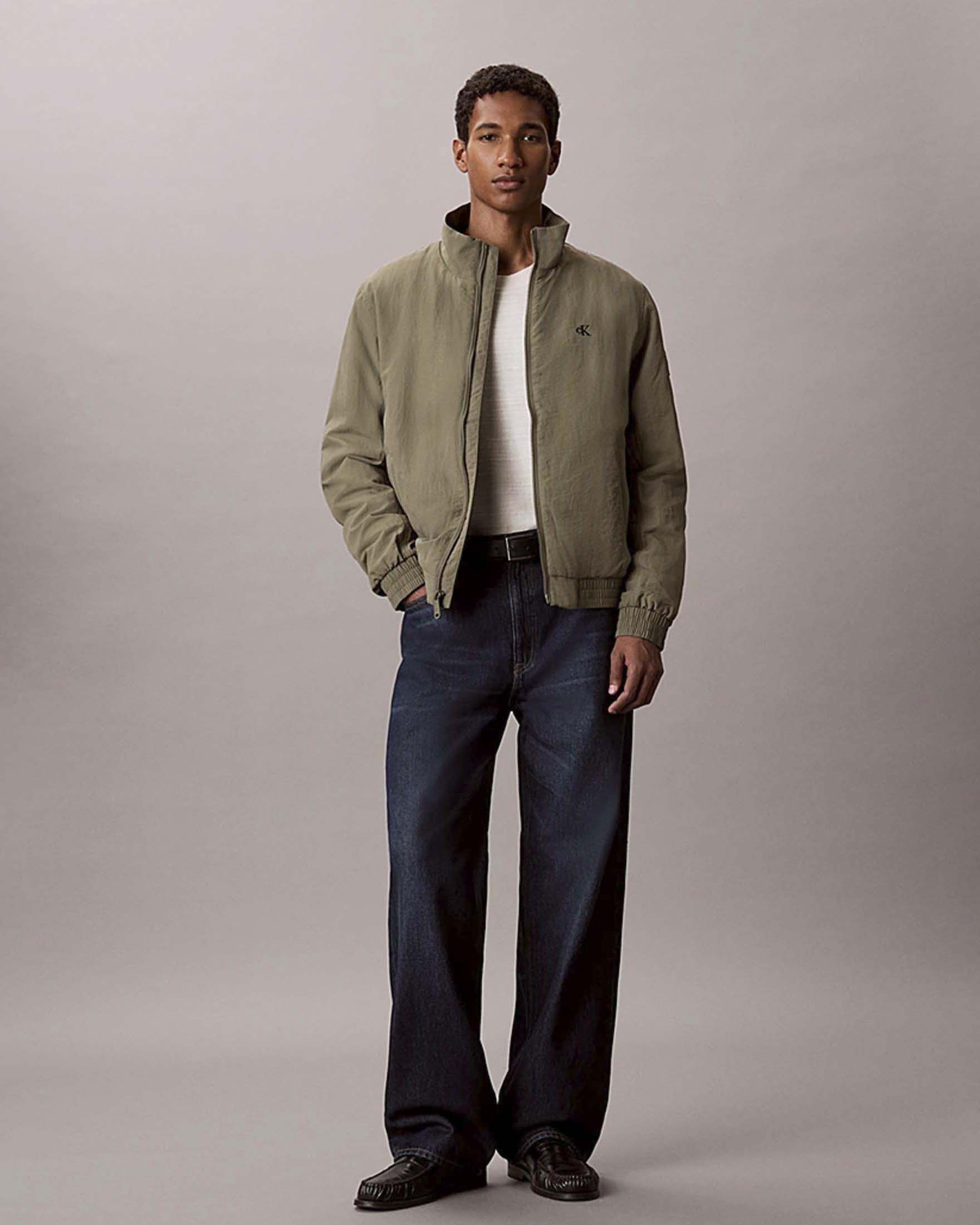 Giubbino sailor Calvin Klein Jeans verde militare in nylon con logo ricamato