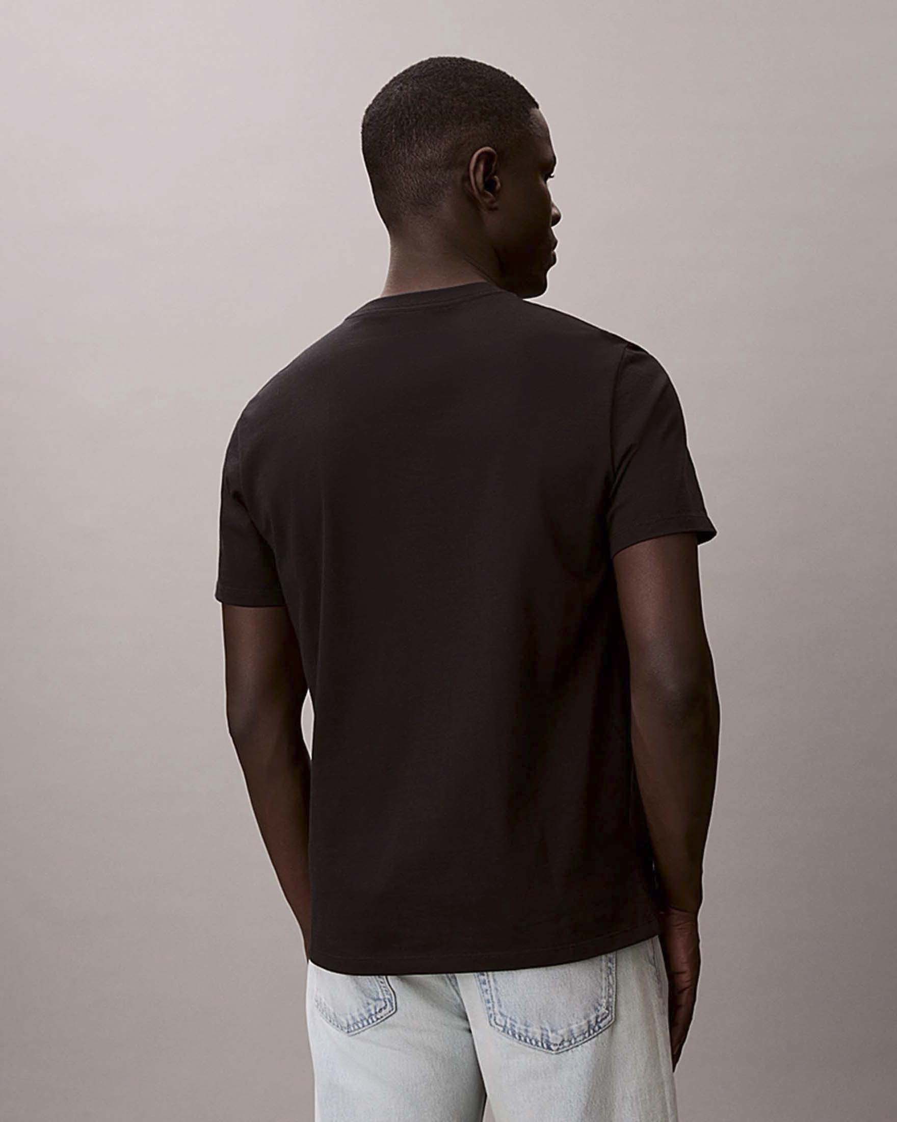 T-shirt Calvin Klein Jeans nera in cotone con stampa logo image