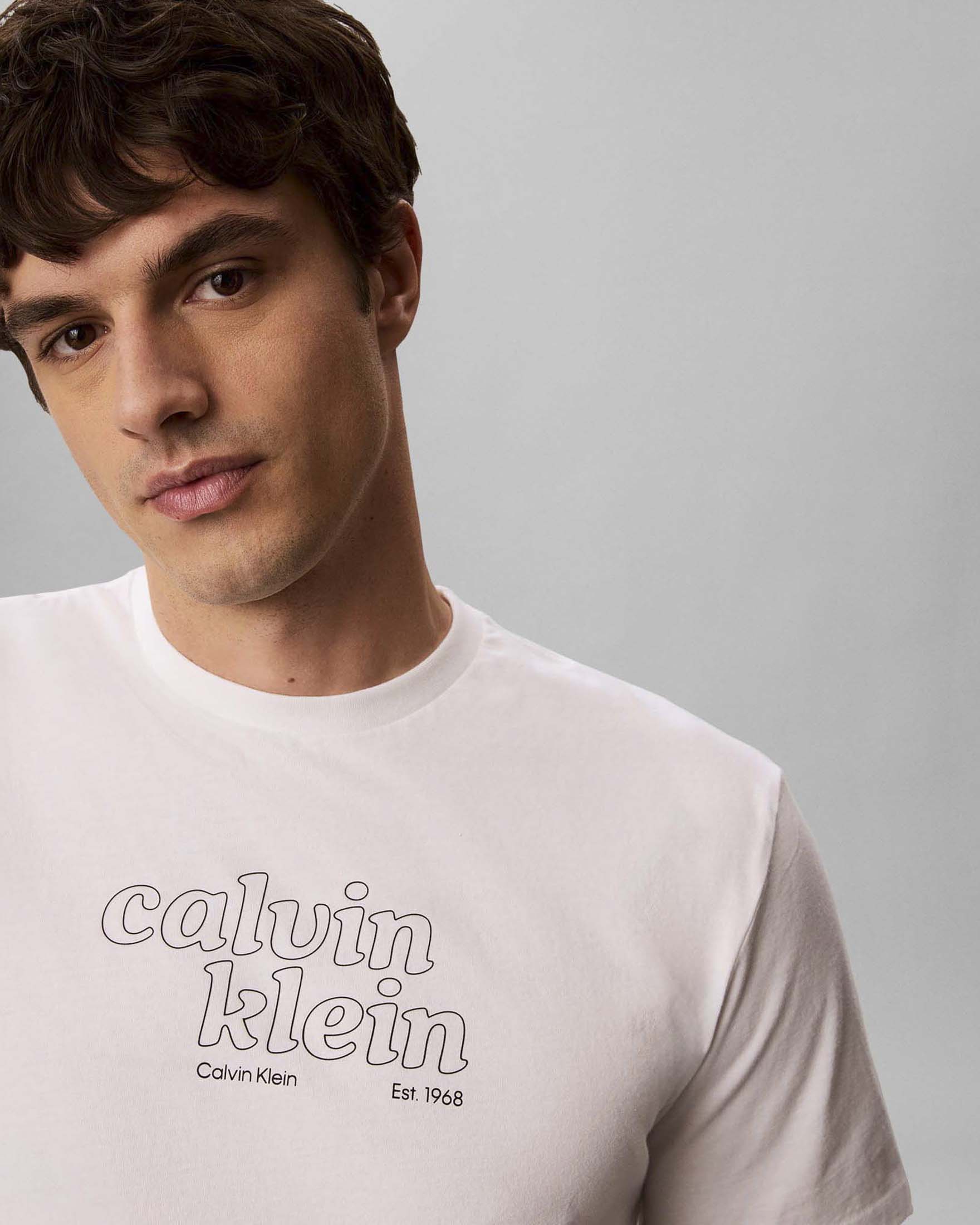 T-shirt mezza manica Calvin Klein bianca in cotone con stampa logo image