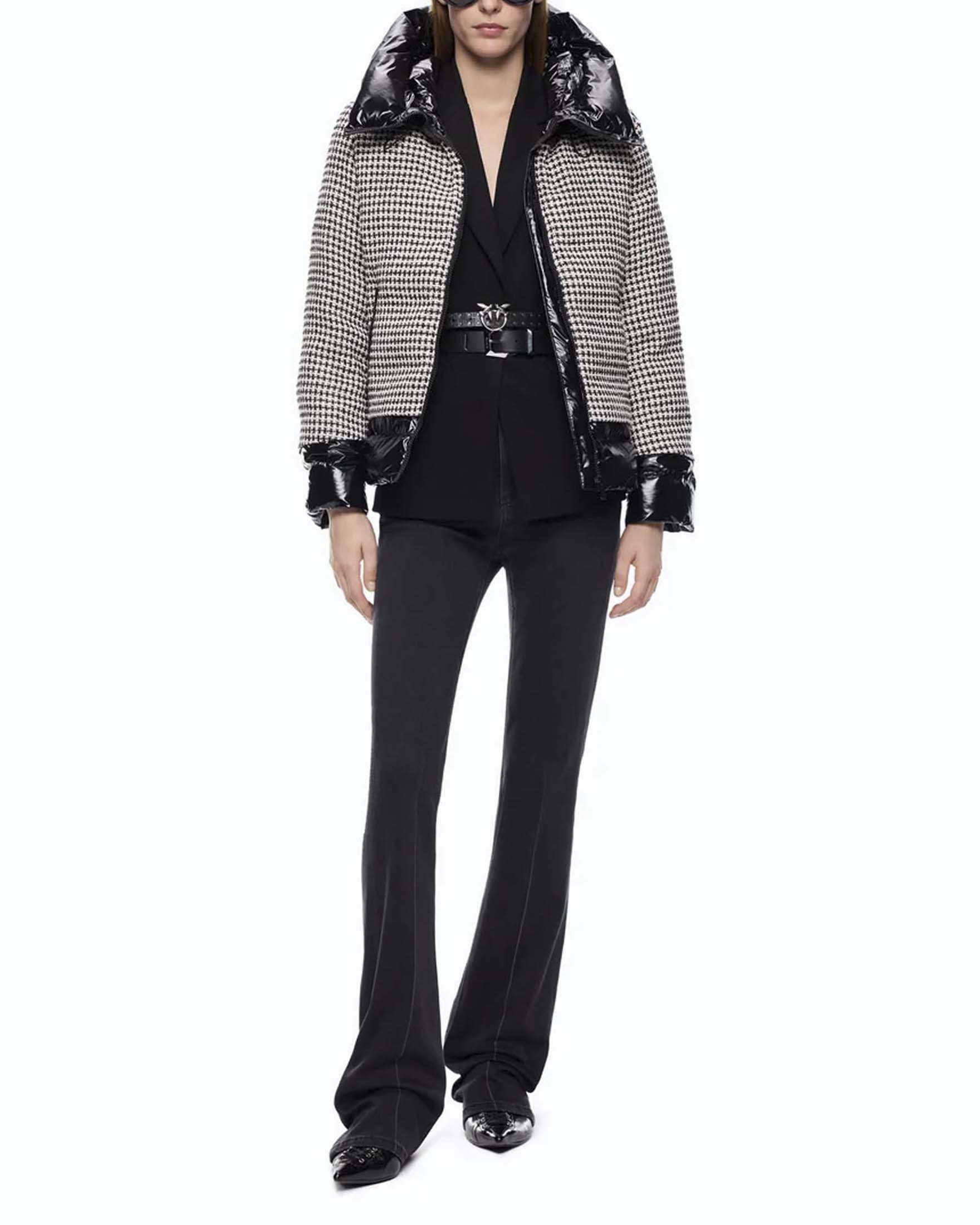 Piumino slim Pinko bianco in tweed Vichy con inserti trapuntati neri image