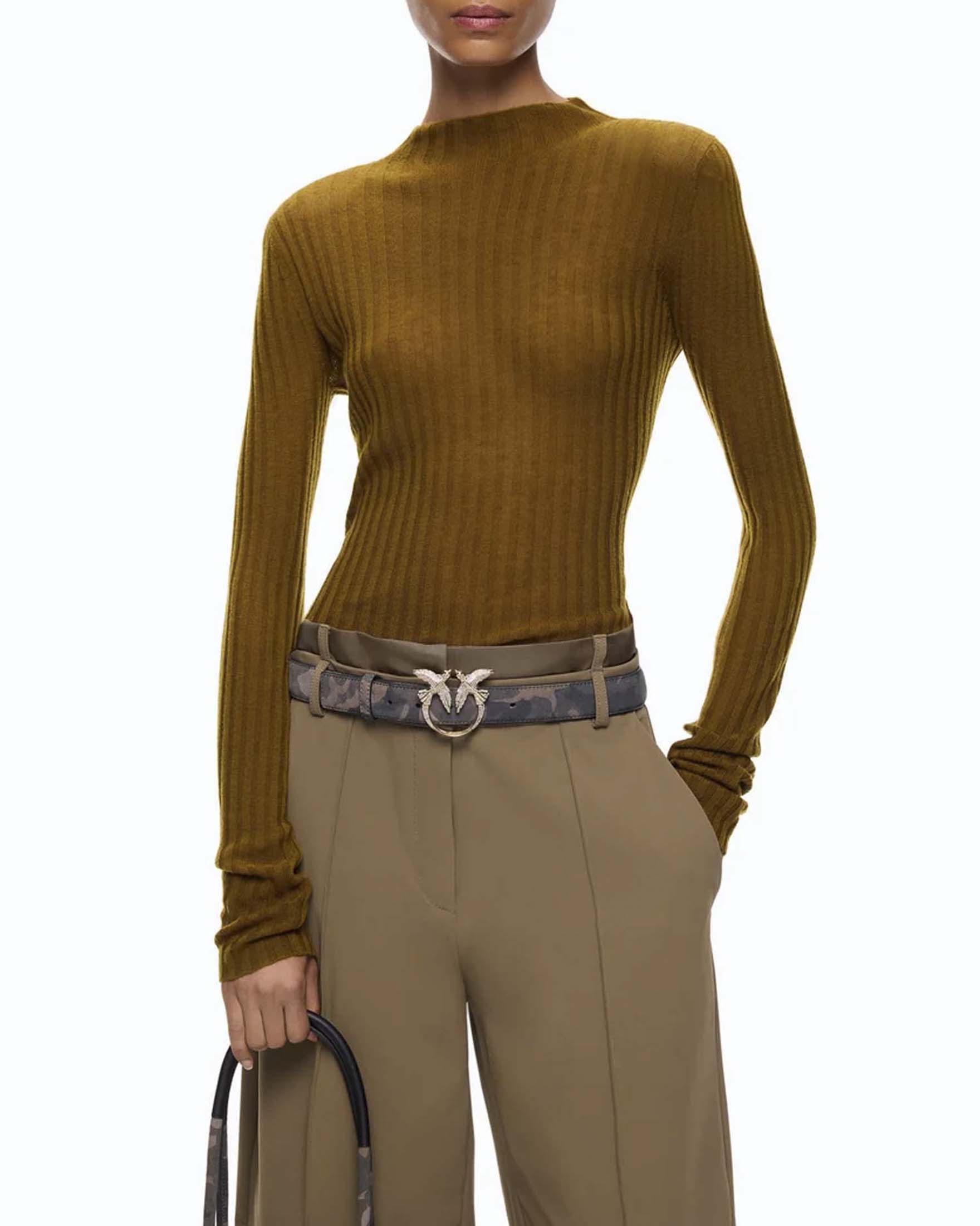 Maglia aderente Pinko color olio in pura lana a coste con collo rialzato