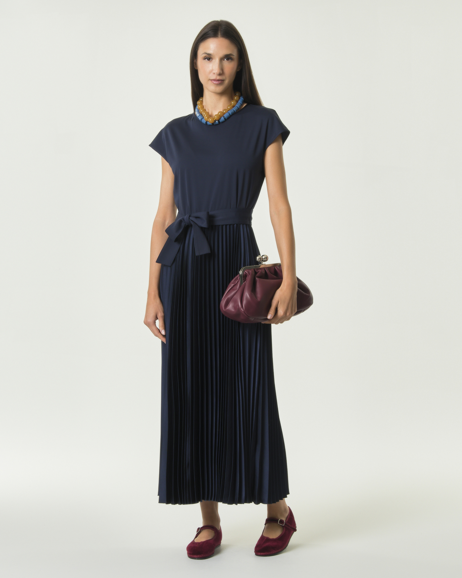 Abito lungo fit & flare Weekend Max Mara blu in jersey interlock con gonna plissettata e cintura