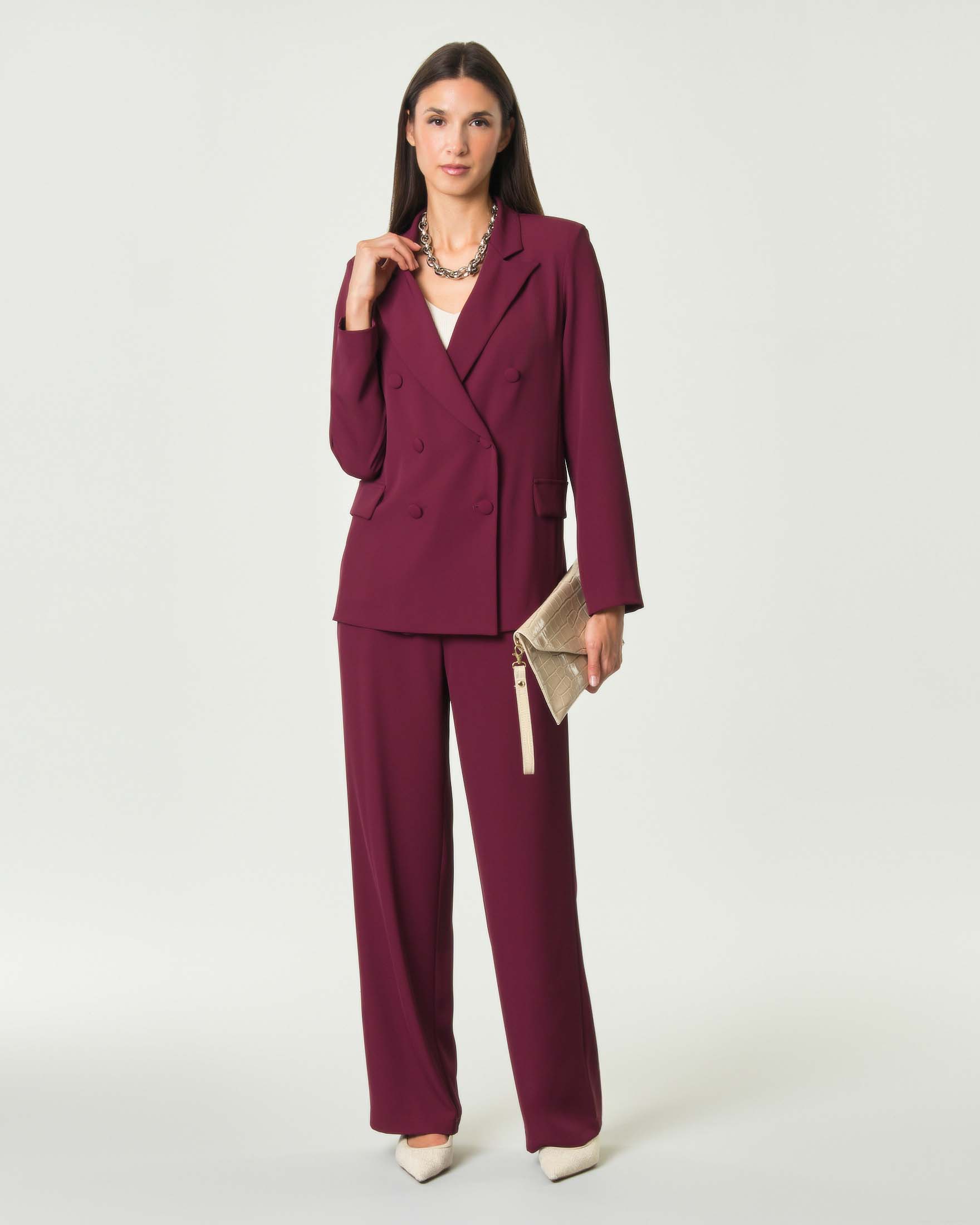 Blazer doppiopetto Hlo! bordeaux in tessuto fluido con tasche con patta e spacco centrale sul retro image
