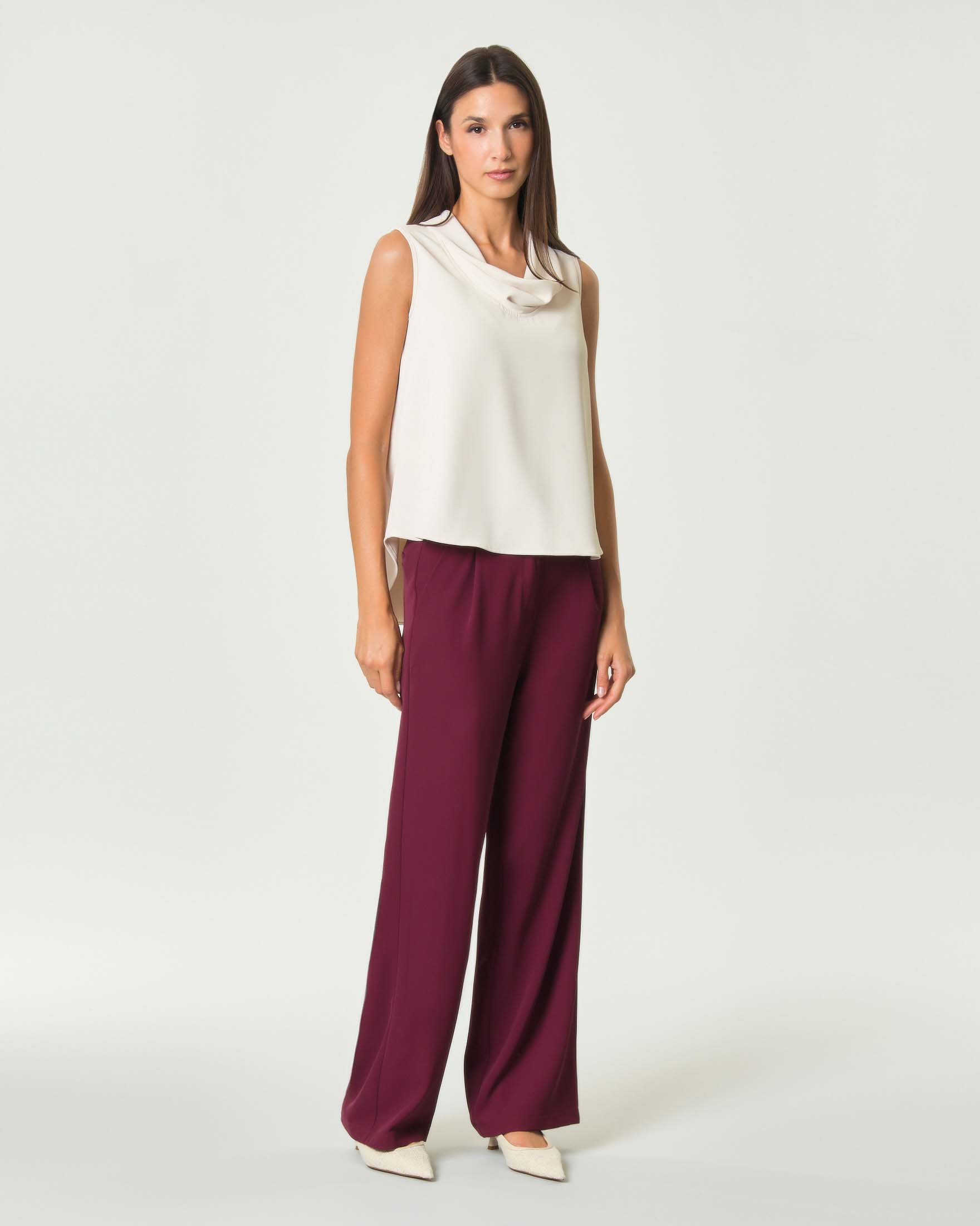 Pantaloni palazzo Hlo! bordeaux in tessuto fluido con chiusura zip e bottone dotati di passanti