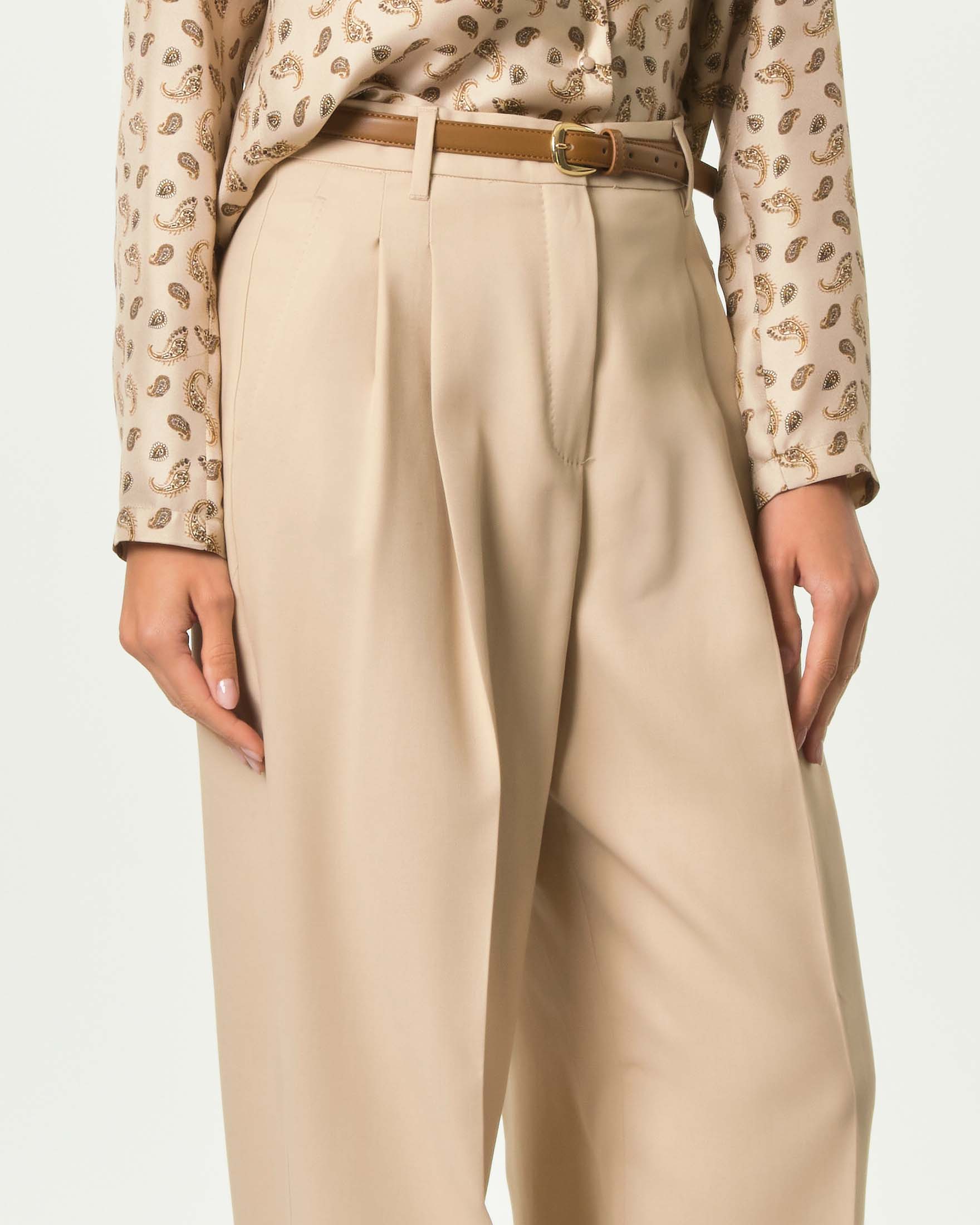 Pantaloni a palazzo Max Mara Studio beige in cotone crêpe con doppia pince e cintura abbinata cuoio image