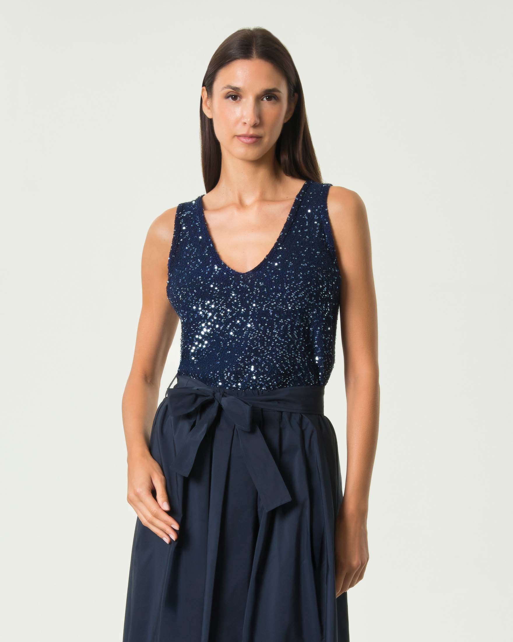 Maglia smanicata Weekend Max Mara blu con micro paillettes e scollo a V