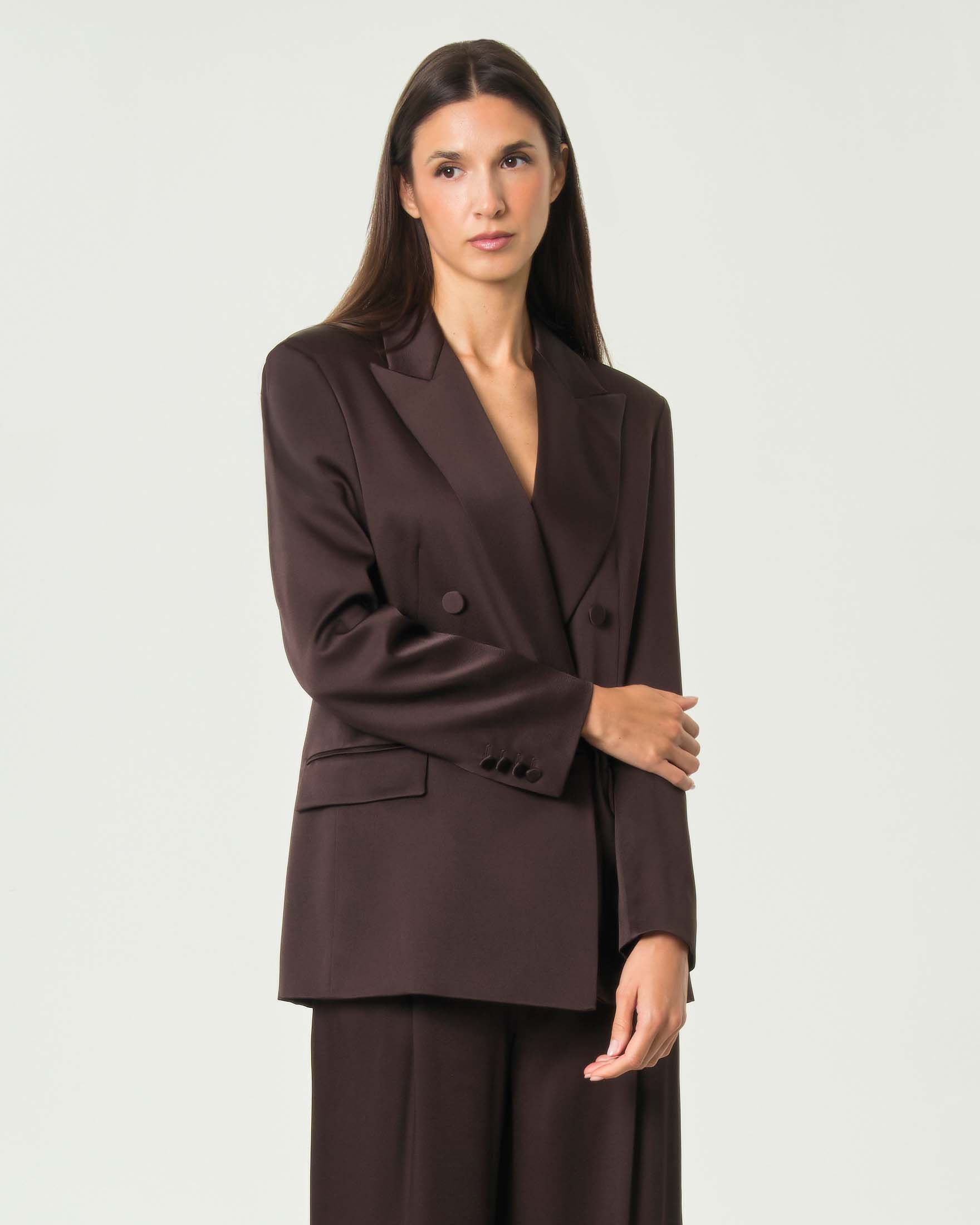 Blazer doppiopetto Max Mara Studio marrone in envers satin crêpe con rever a lancia