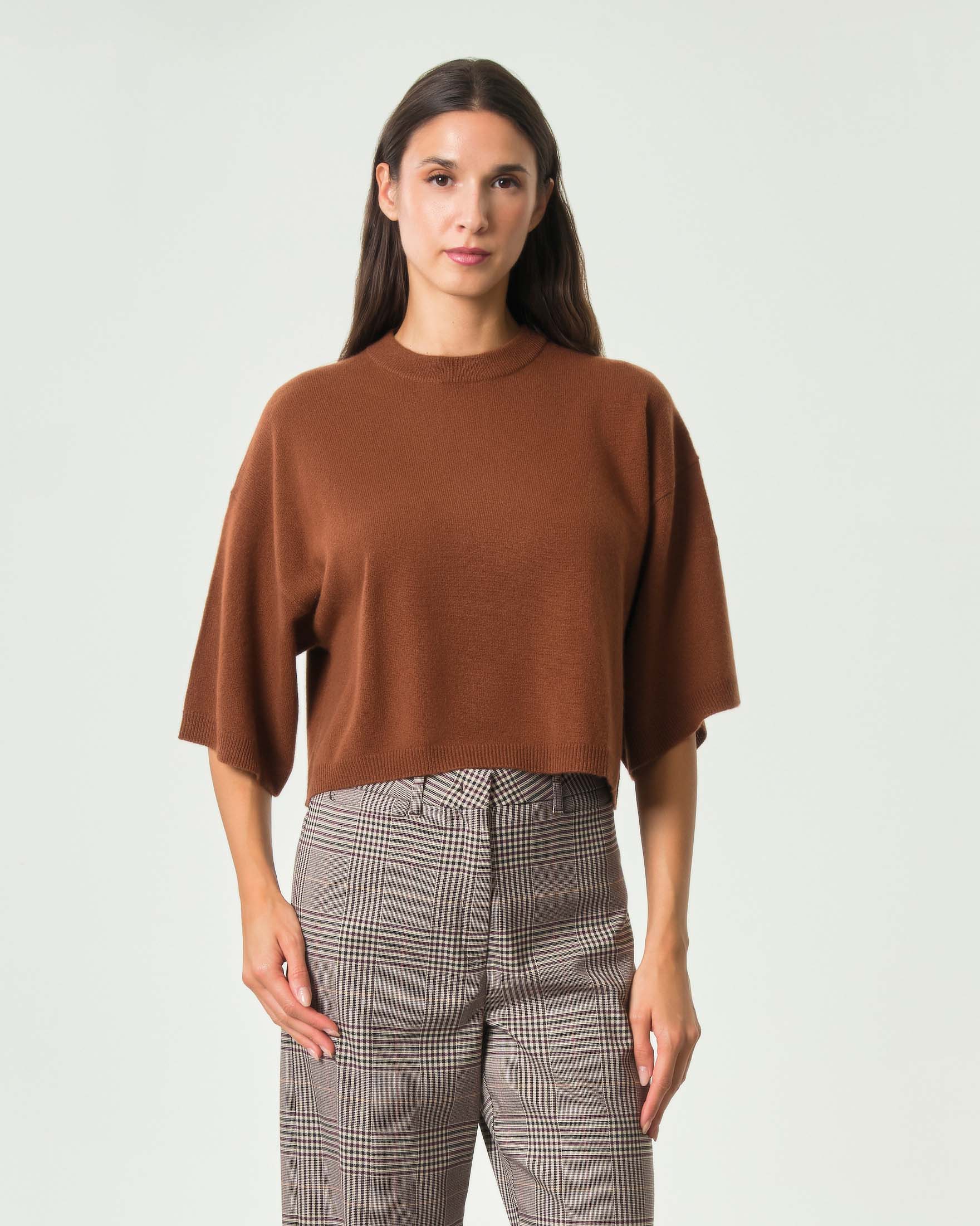 Maglia cropped girocollo Marella color coccio in puro cashmere a mezze maniche con bordi a costine