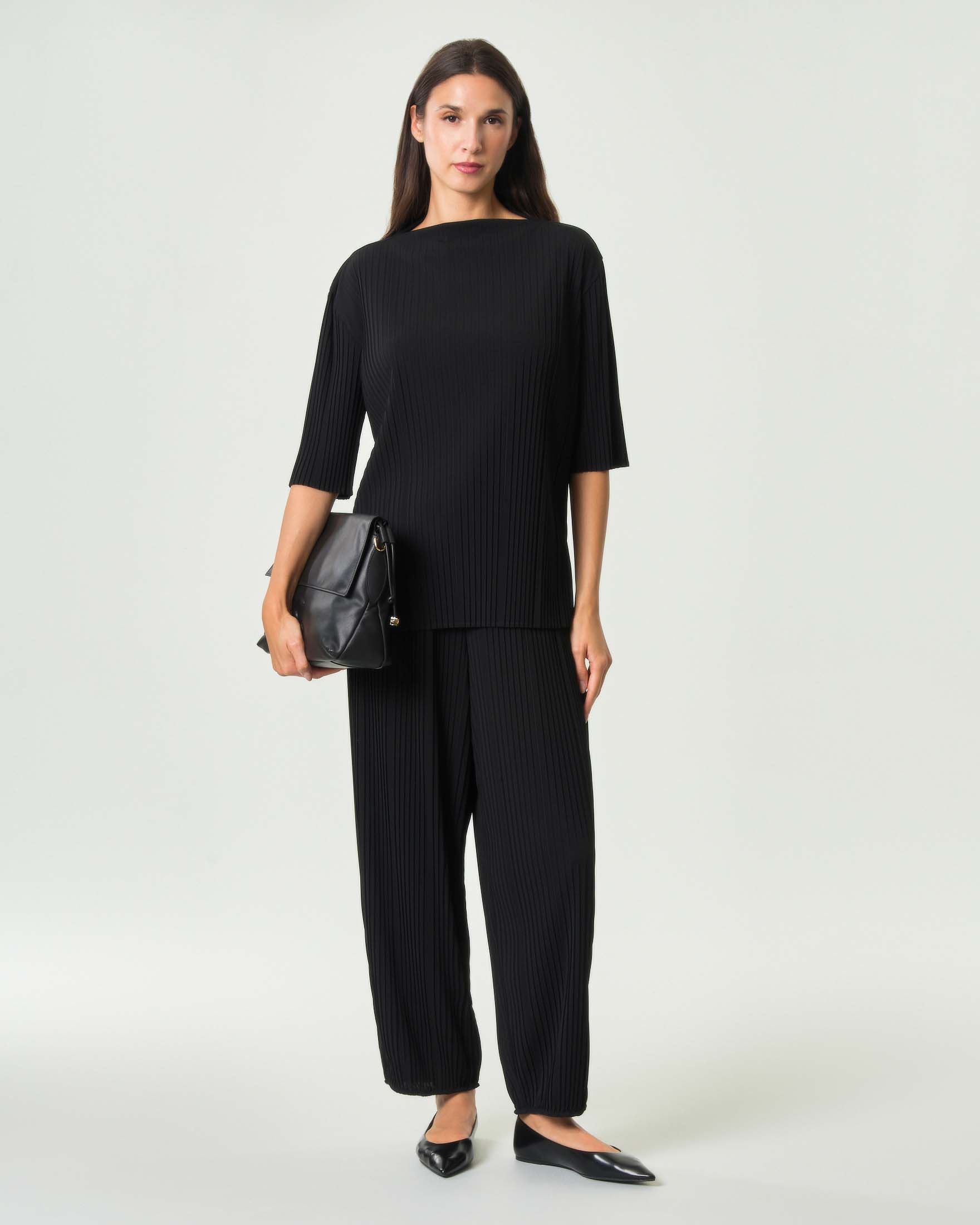 Blusa a mezze maniche MM Max Mara nera in jersey con pieghe e scollo a barca image