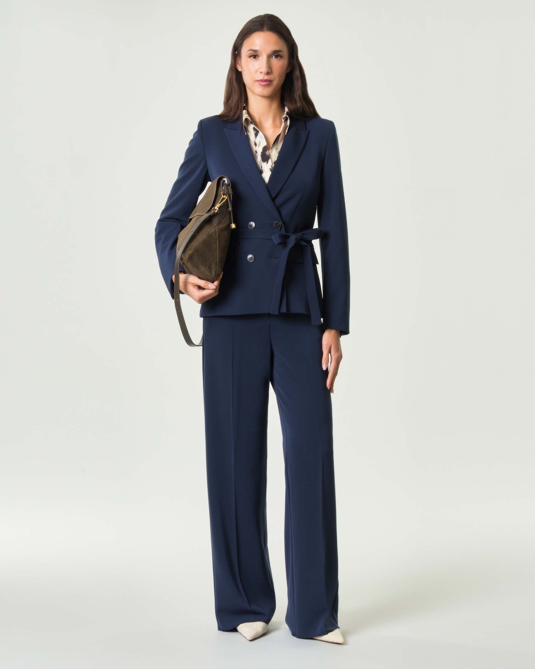 Pantaloni palazzo Emme Marella blu in tessuto bistretch con chiusura maschile e piega stirata
