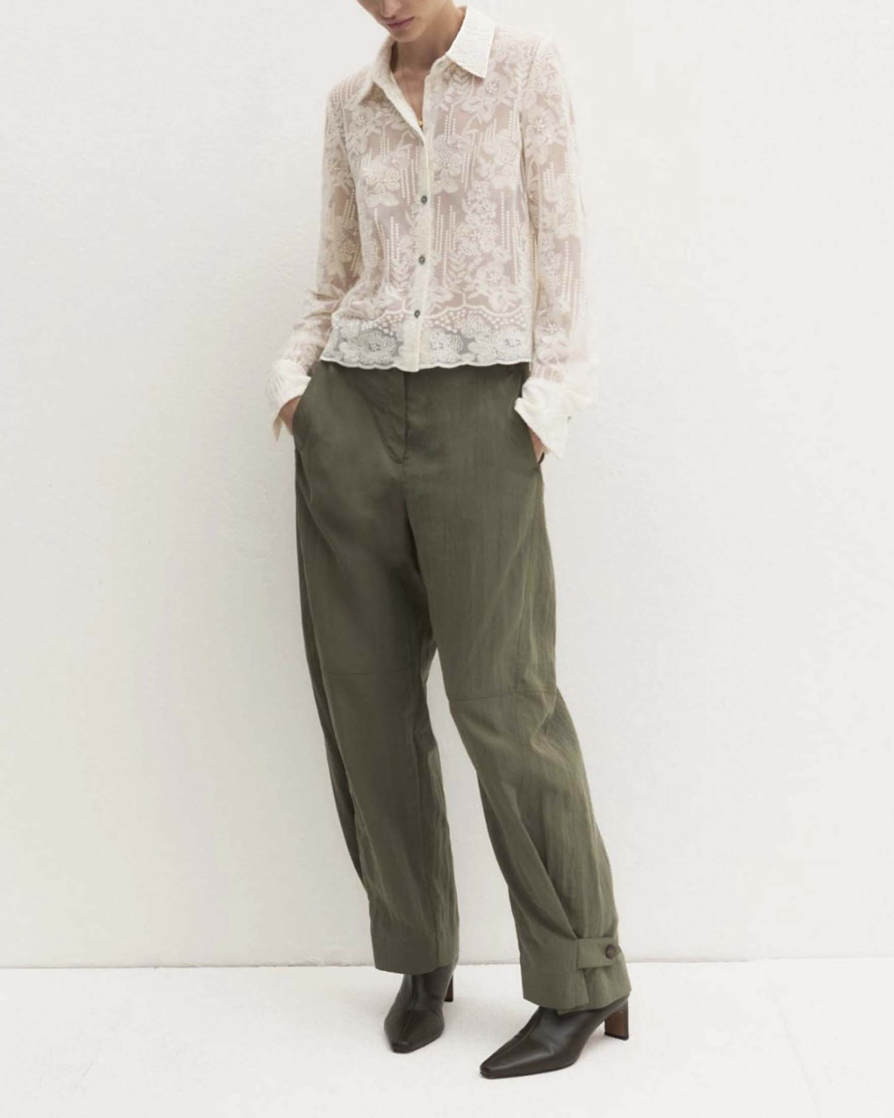 Camicia cropped Emme Marella avorio in tulle ricamato con fondo smerlato e bottoni in madreperla image