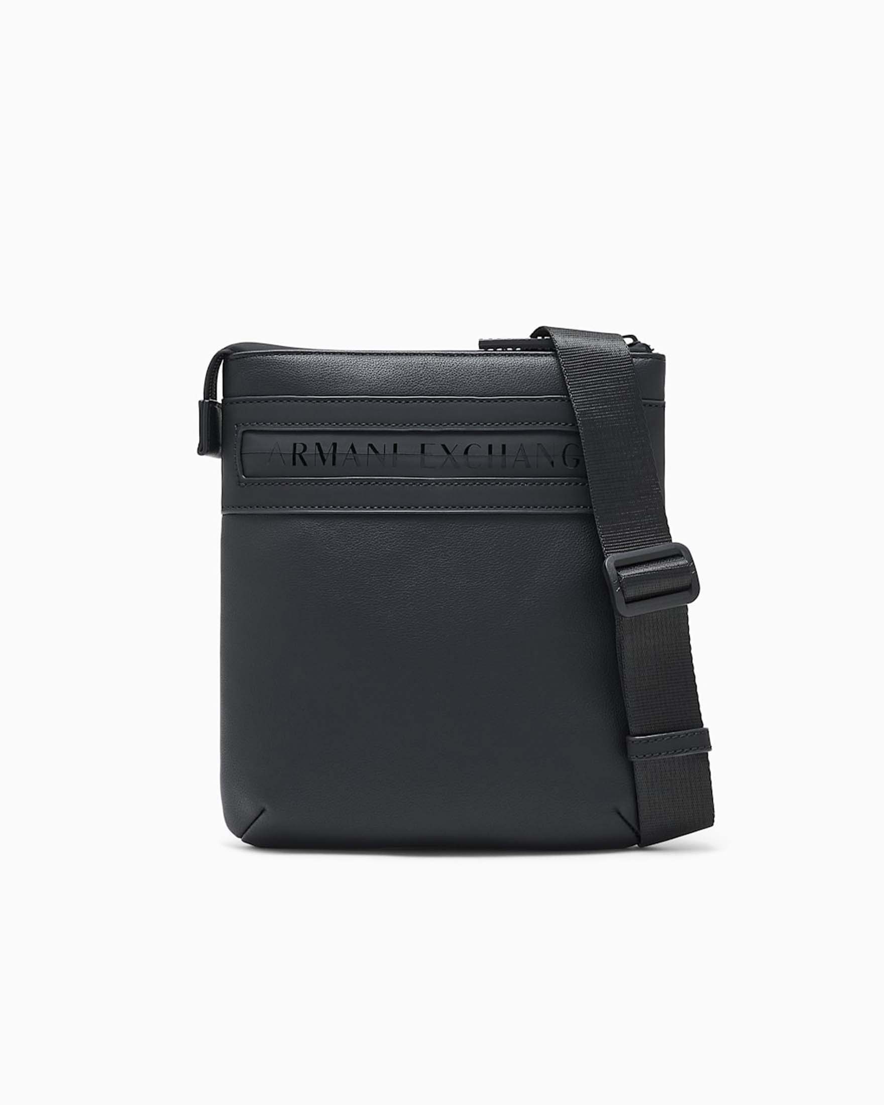 Borsa a tracolla Armani Exchange nera in similpelle con zip nastrata e logo
