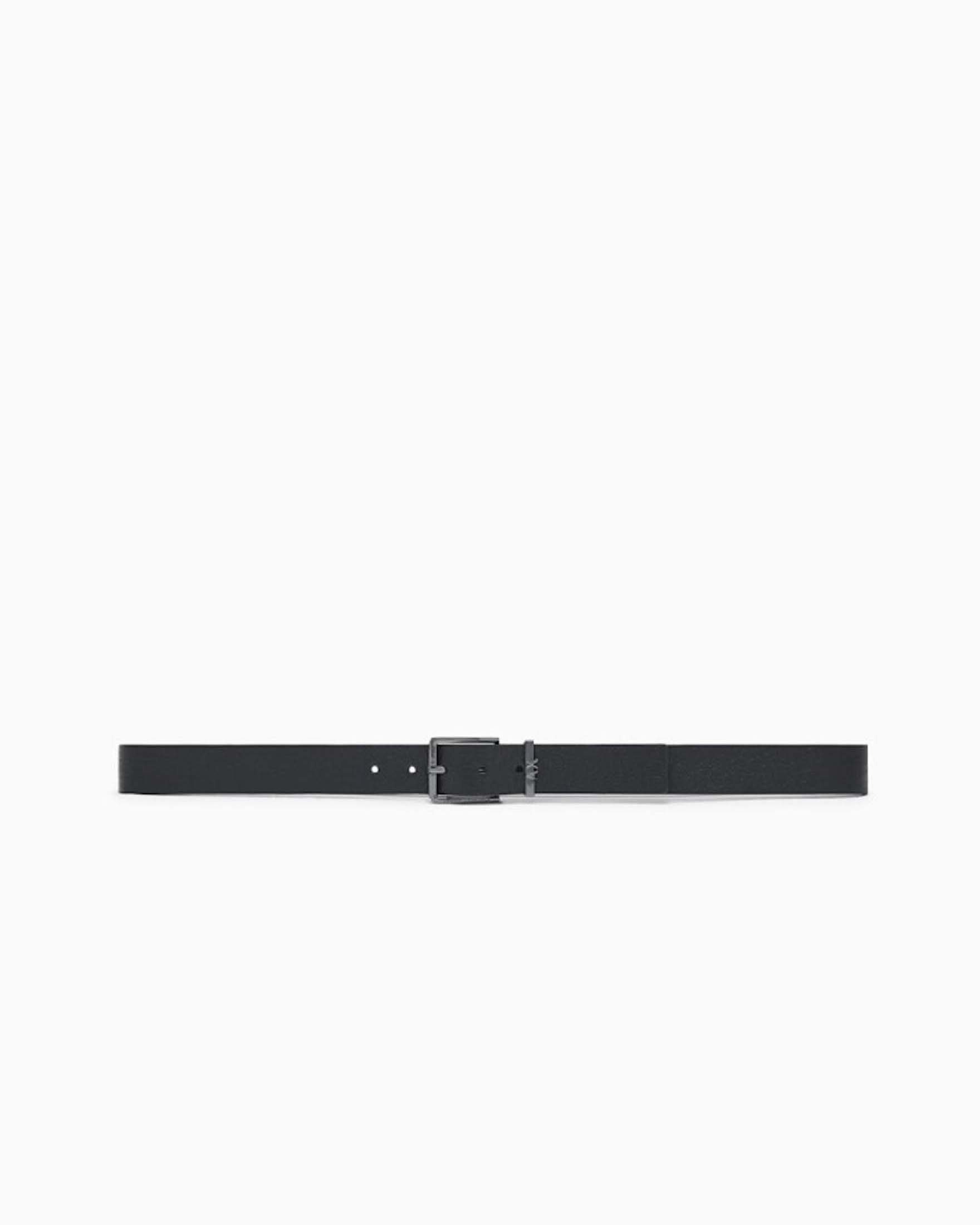 Cintura Armani Exchange nera in pelle martellata con passante logato image