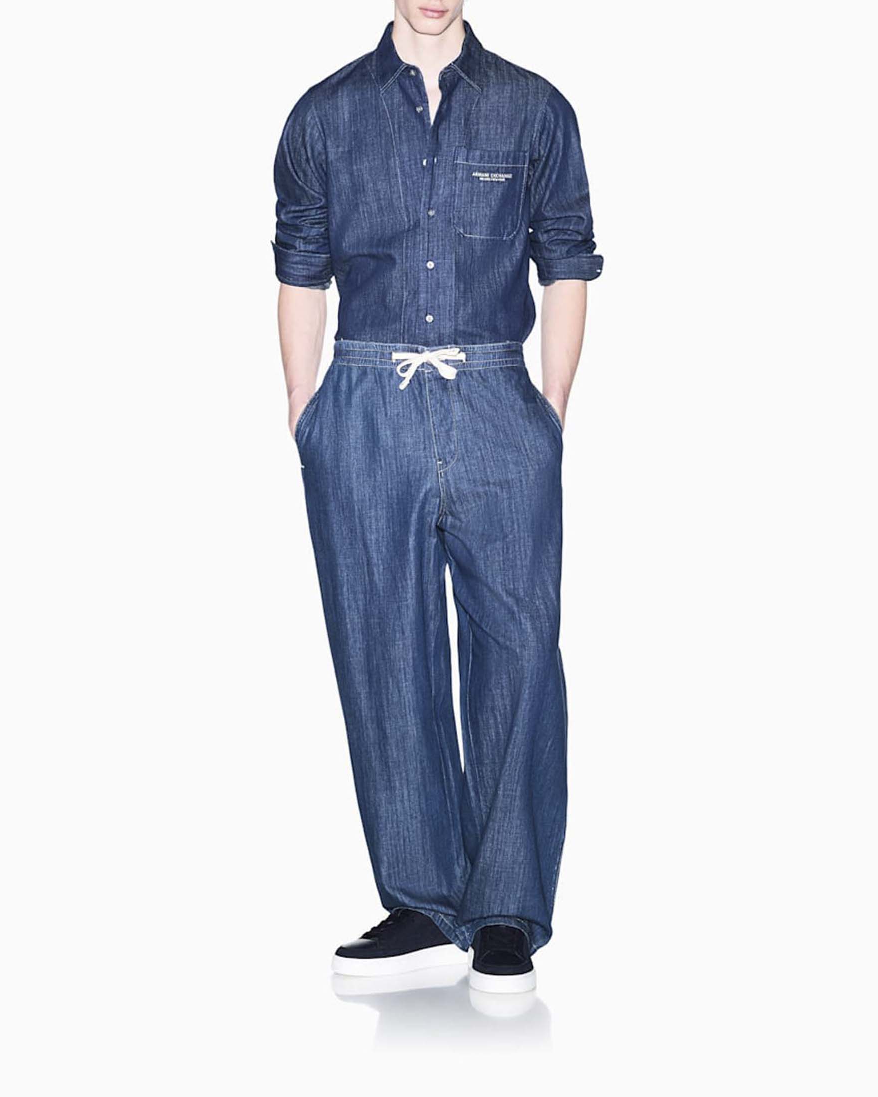 Camicia a maniche lunghe Armani Exchange blu in denim con logo ricamato