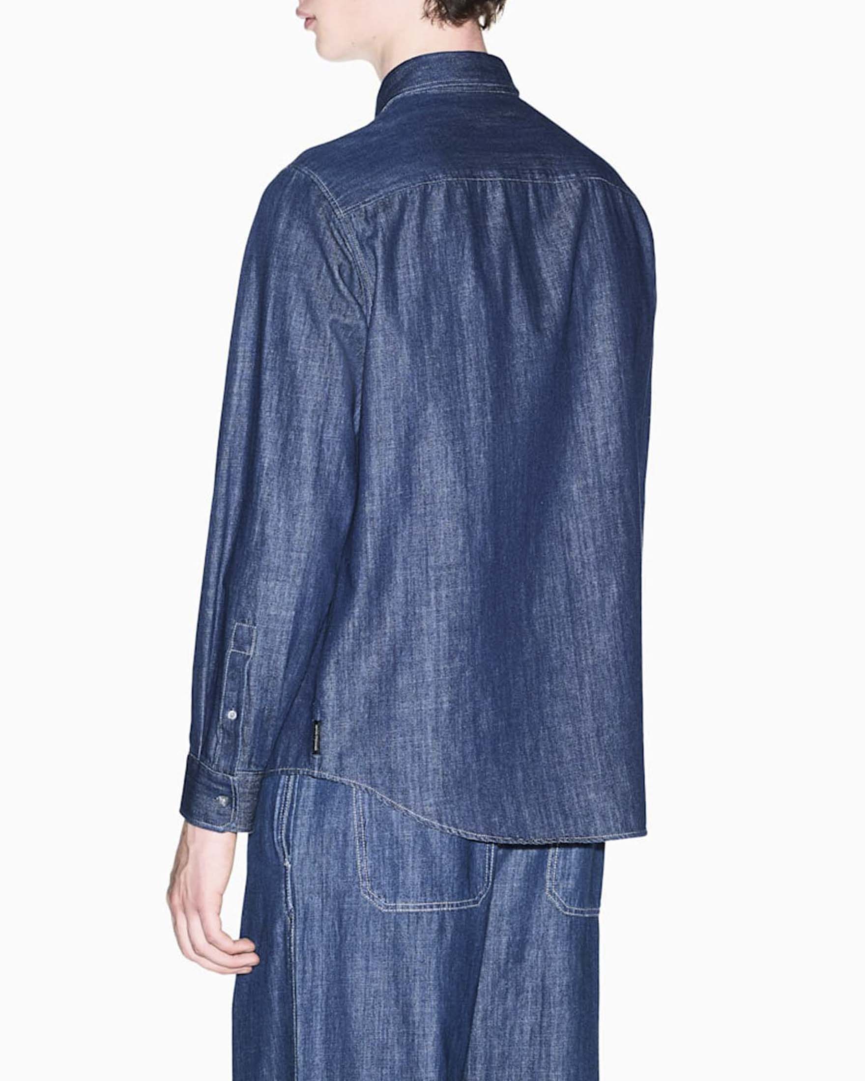 Camicia a maniche lunghe Armani Exchange blu in denim con logo ricamato image