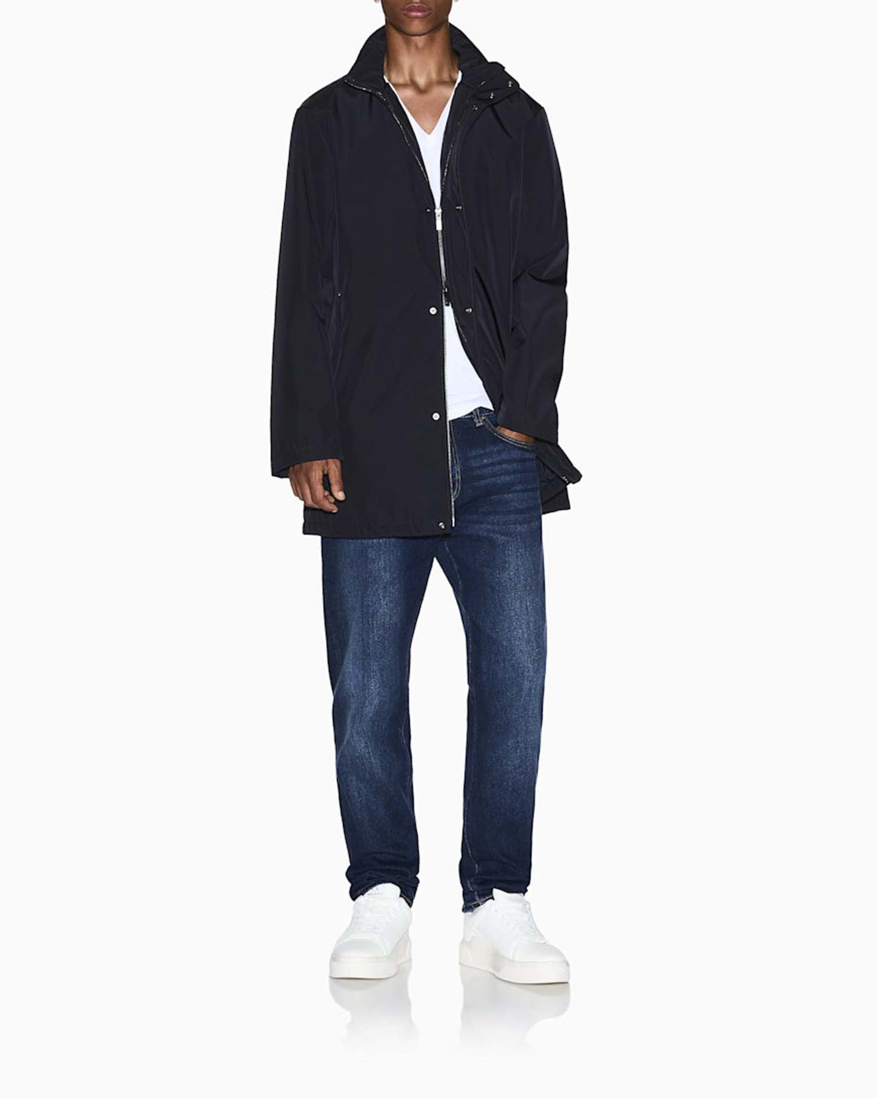 Impermeabile imbottito Armani Exchange blu notte in tessuto tecnico