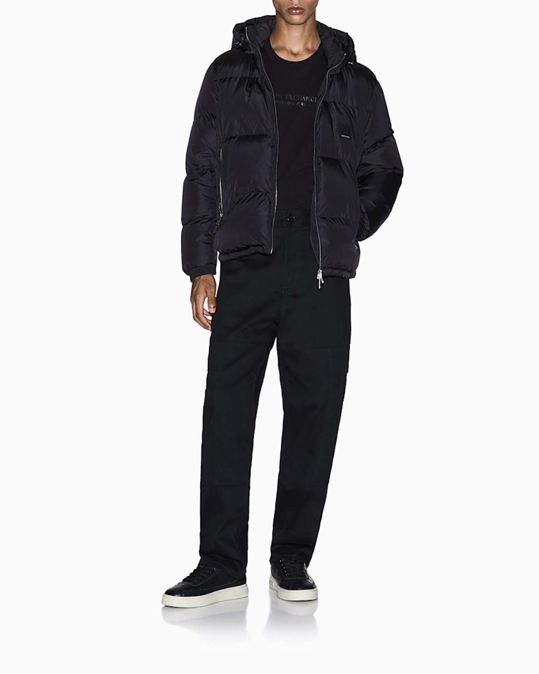 Piumino Armani Exchange nero con cappuccio staccabile e patch logo