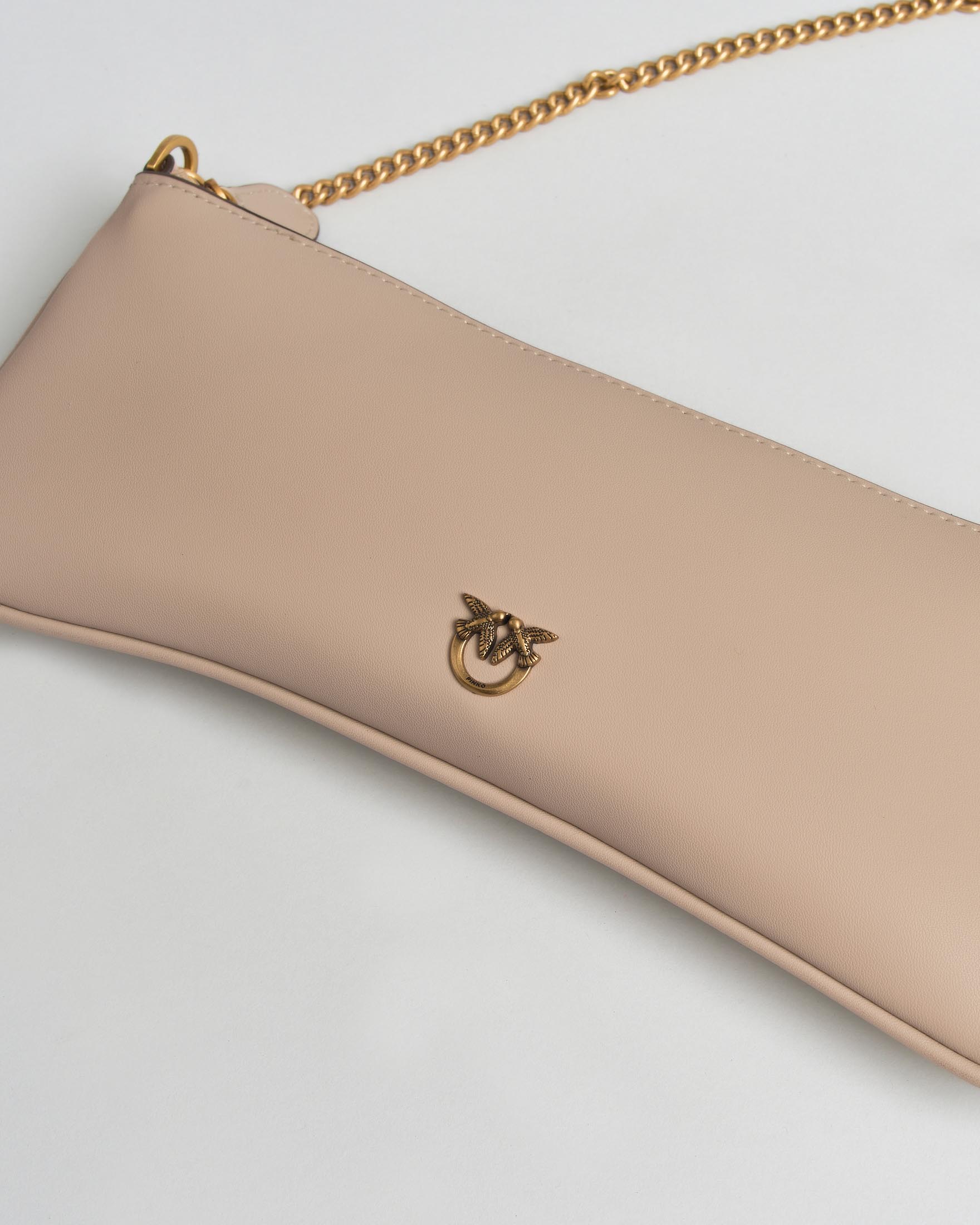 Busta Horizontal Flat Bag Pinko beige con tracolla a catena e logo dorati image