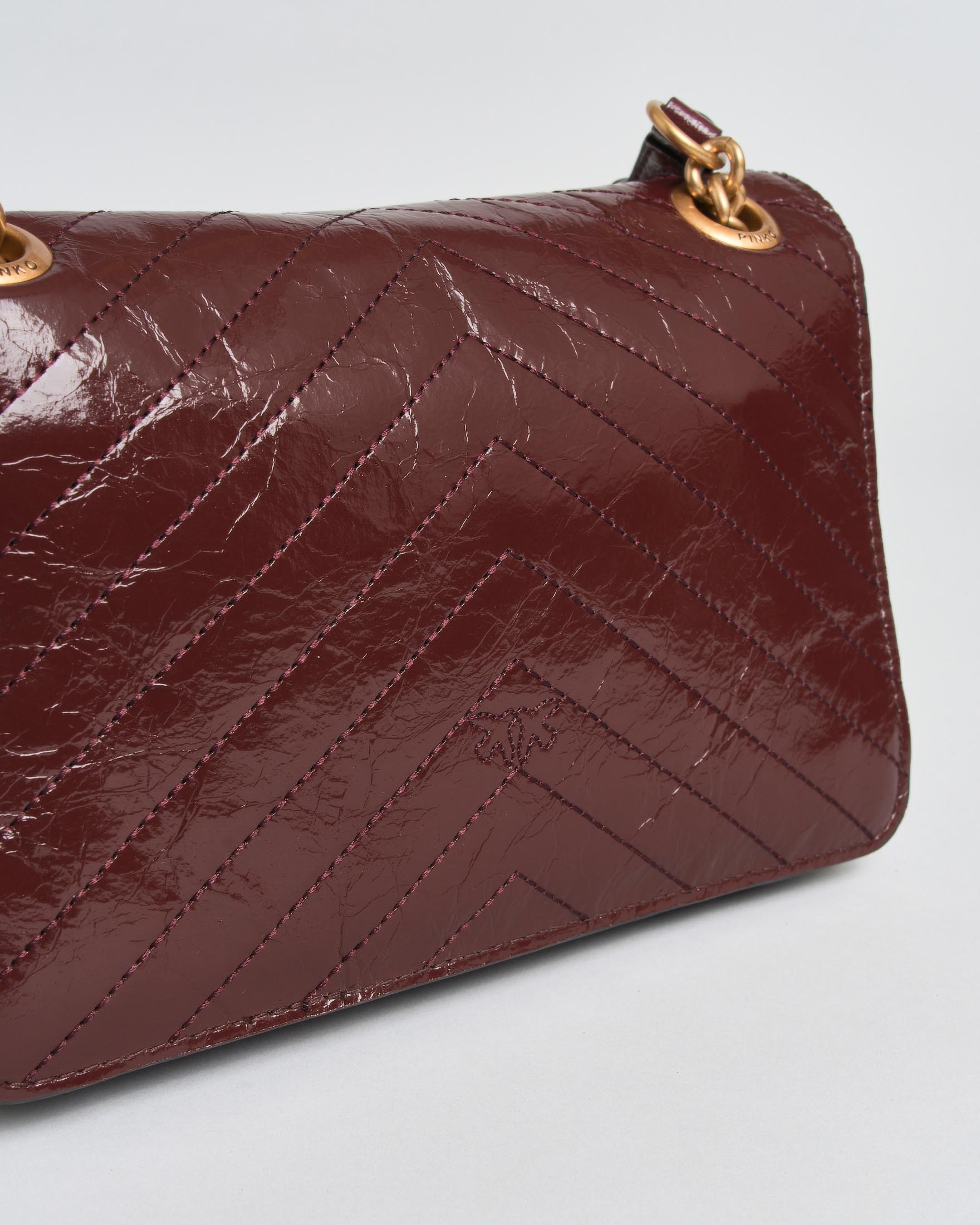 Borsa a tracolla Mini Love Bag One Light Pinko bordeaux in pelle chevron con logo dorato image